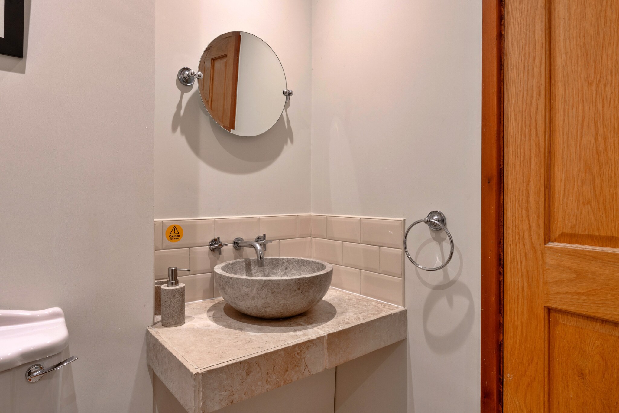 River Cottage - Bathroom