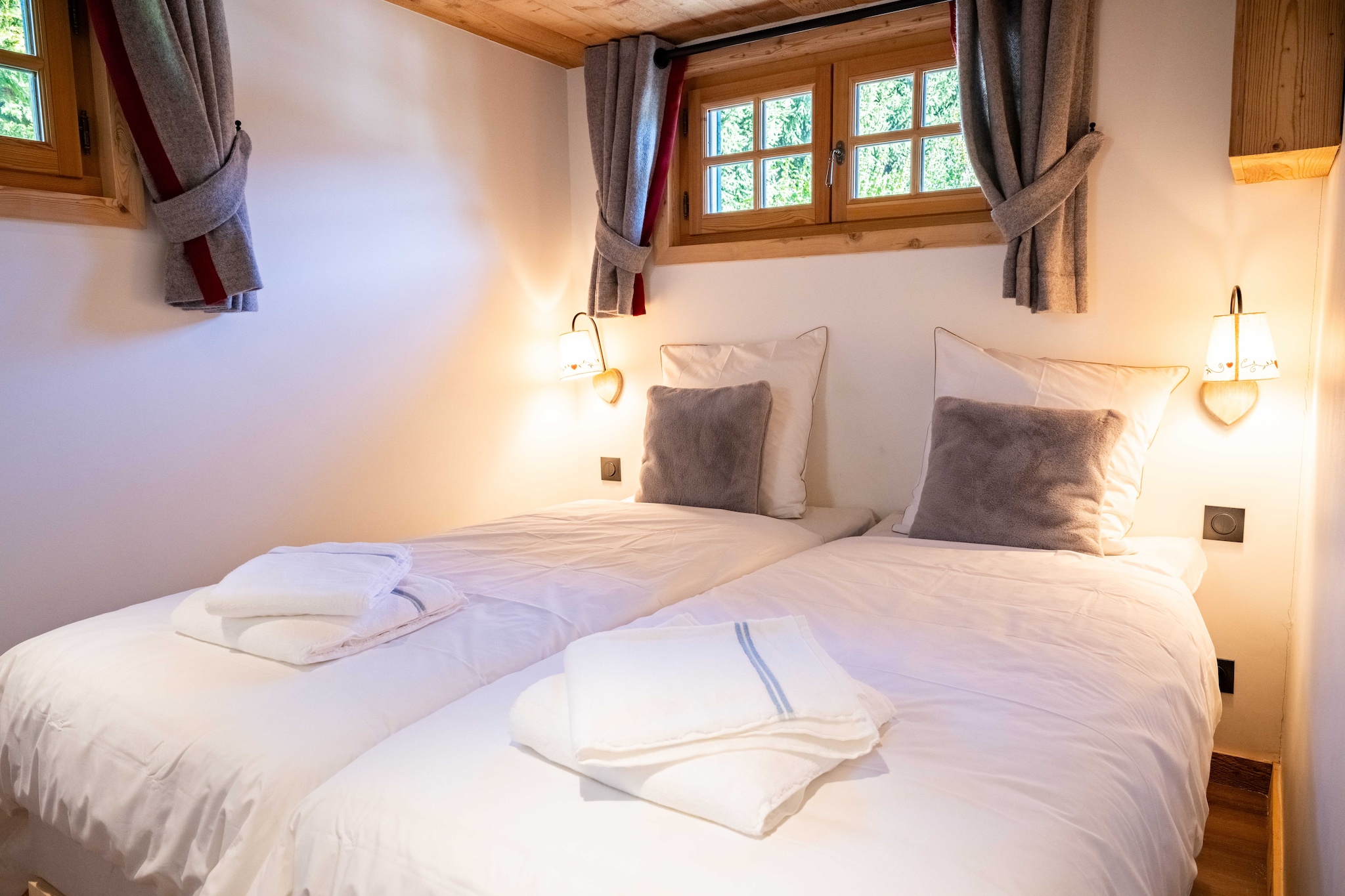 Cozy Chalet 3BR/6P with Balcony â€“ MegÃ¨ve