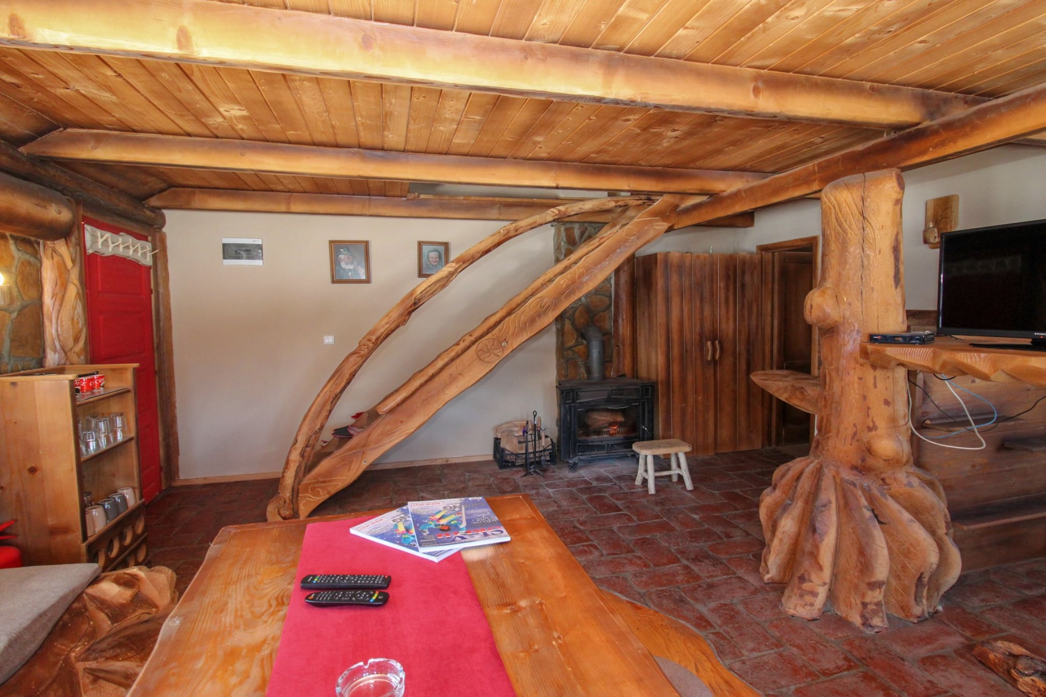 Ethno Village Dolina Mira - Three Bedroom Holiday Home - (Jahorina)-Woonkamer