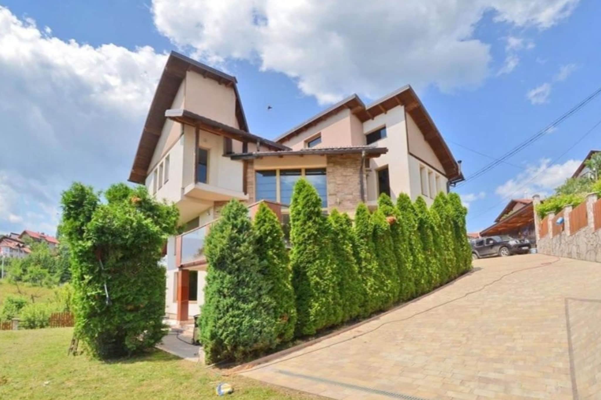 Villa Sarajevo Hills - Five Bedroom Villa with Terrace and Garden-Im Freien