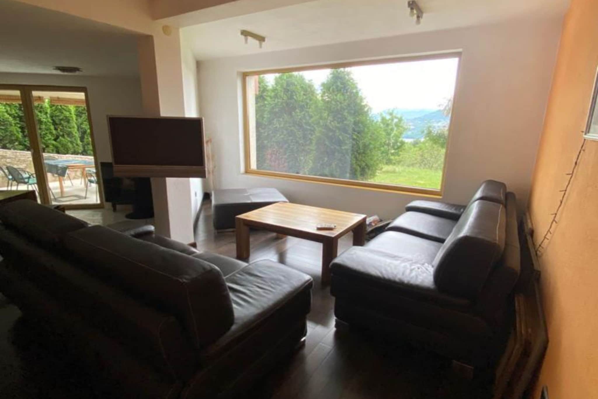 Villa Sarajevo Hills - Five Bedroom Villa with Terrace and Garden-Wohnzimmer