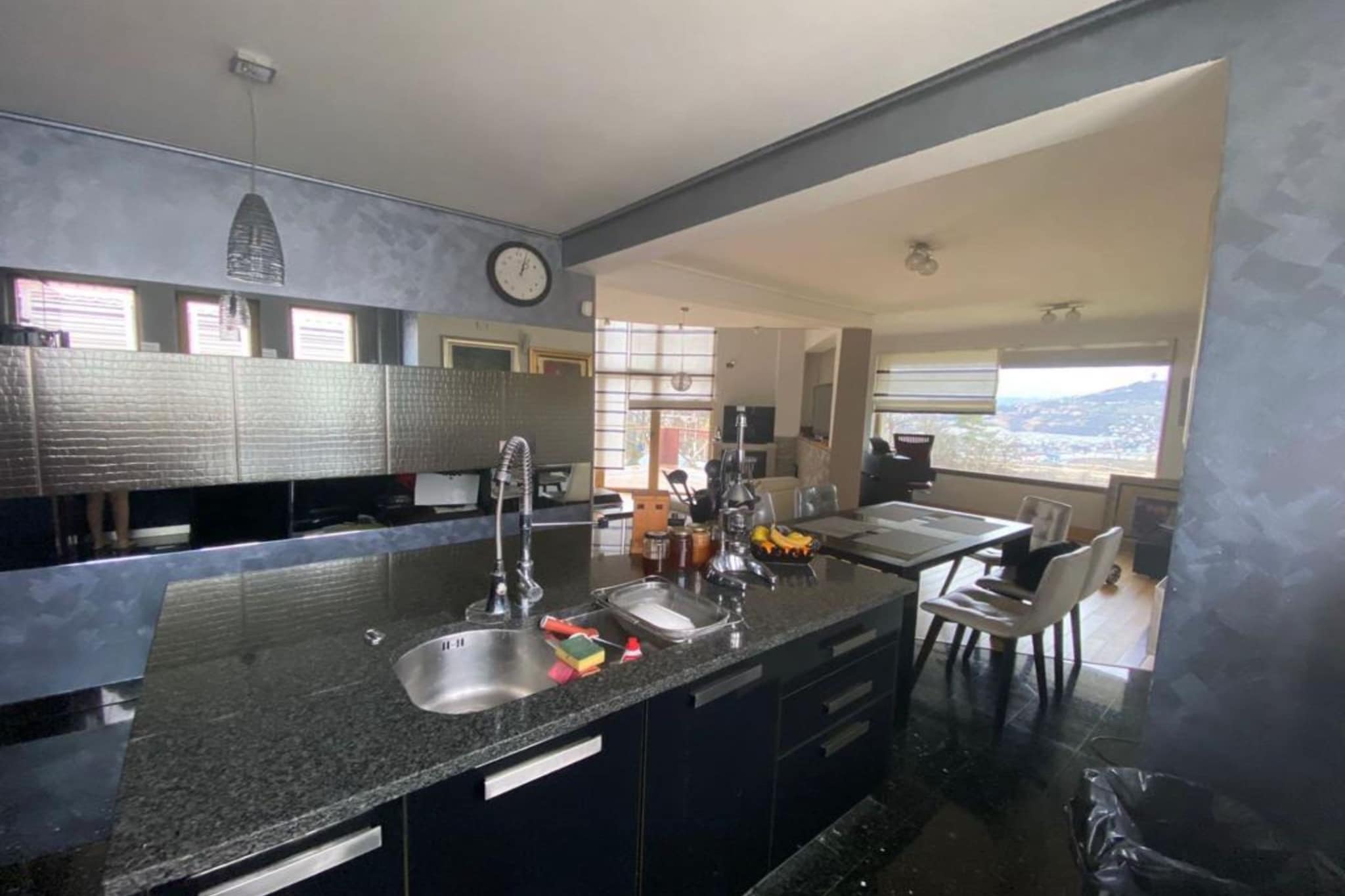 Villa Sarajevo Hills - Five Bedroom Villa with Terrace and Garden-Küche