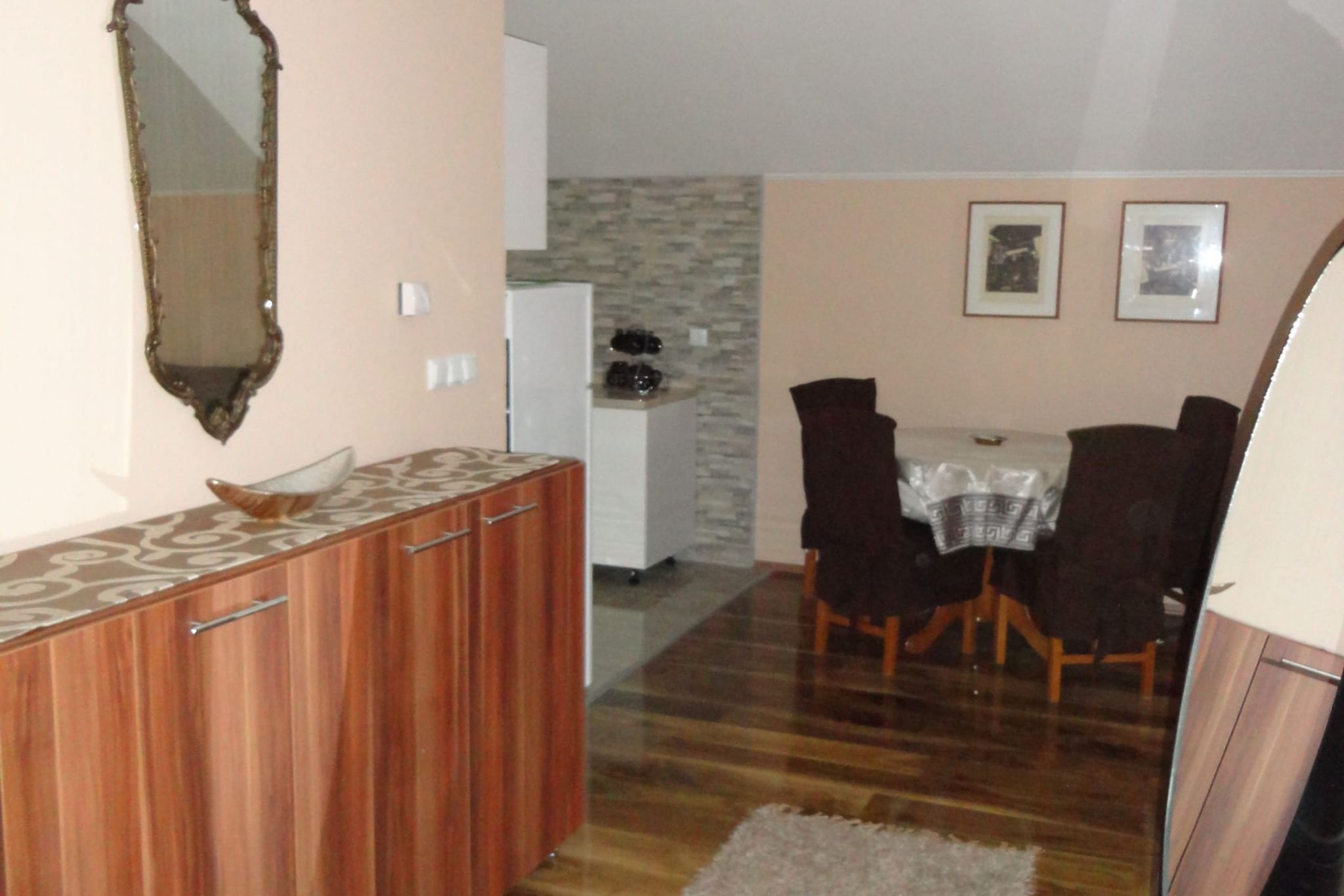 Apartments A&D - One Bedroom Apartment with Terrace and River View (Ana)-Esszimmer