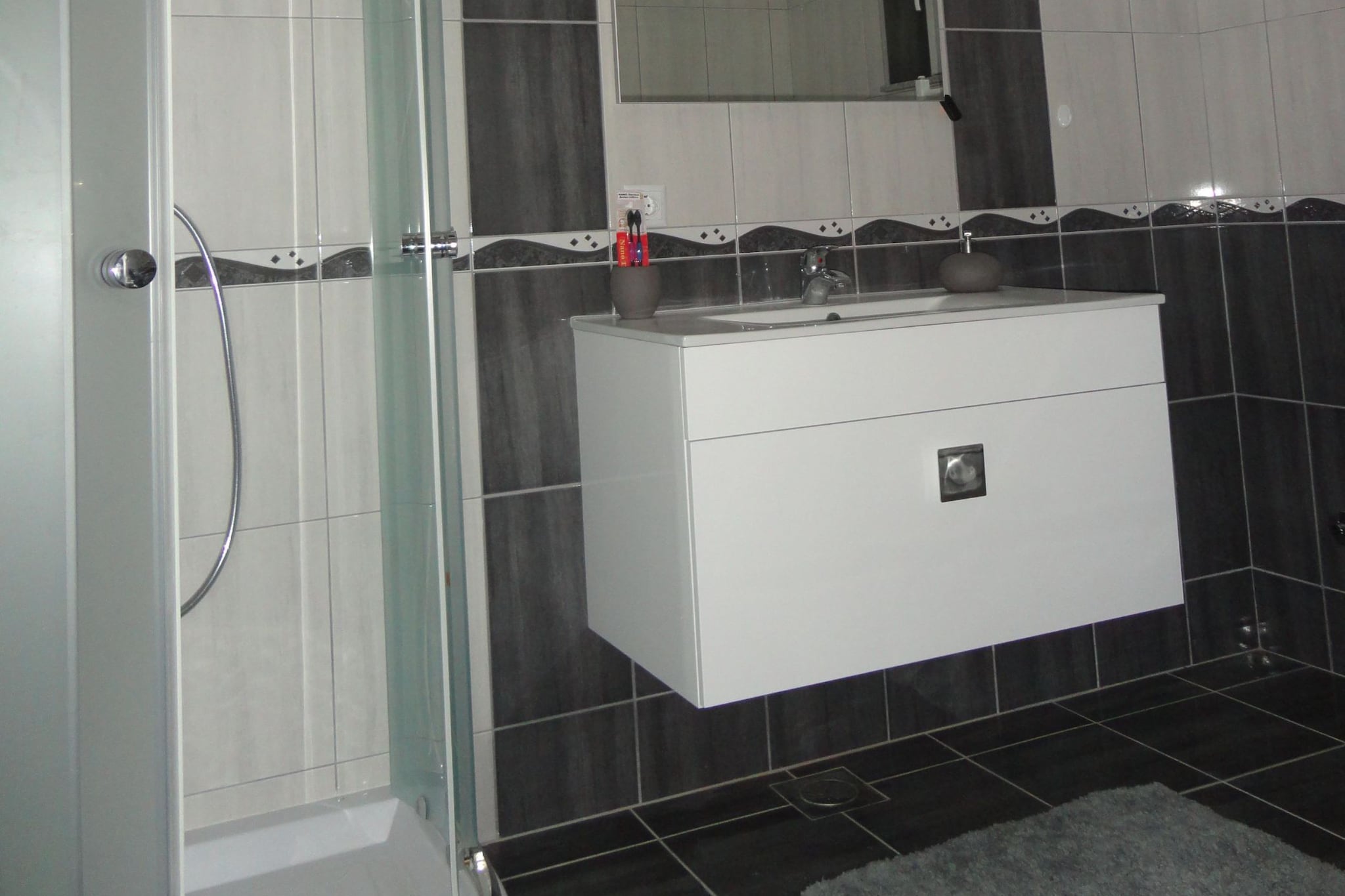 Apartments A&D - Superior One Bedroom Apartment with Terrace and River View (Deni)-Badezimmer