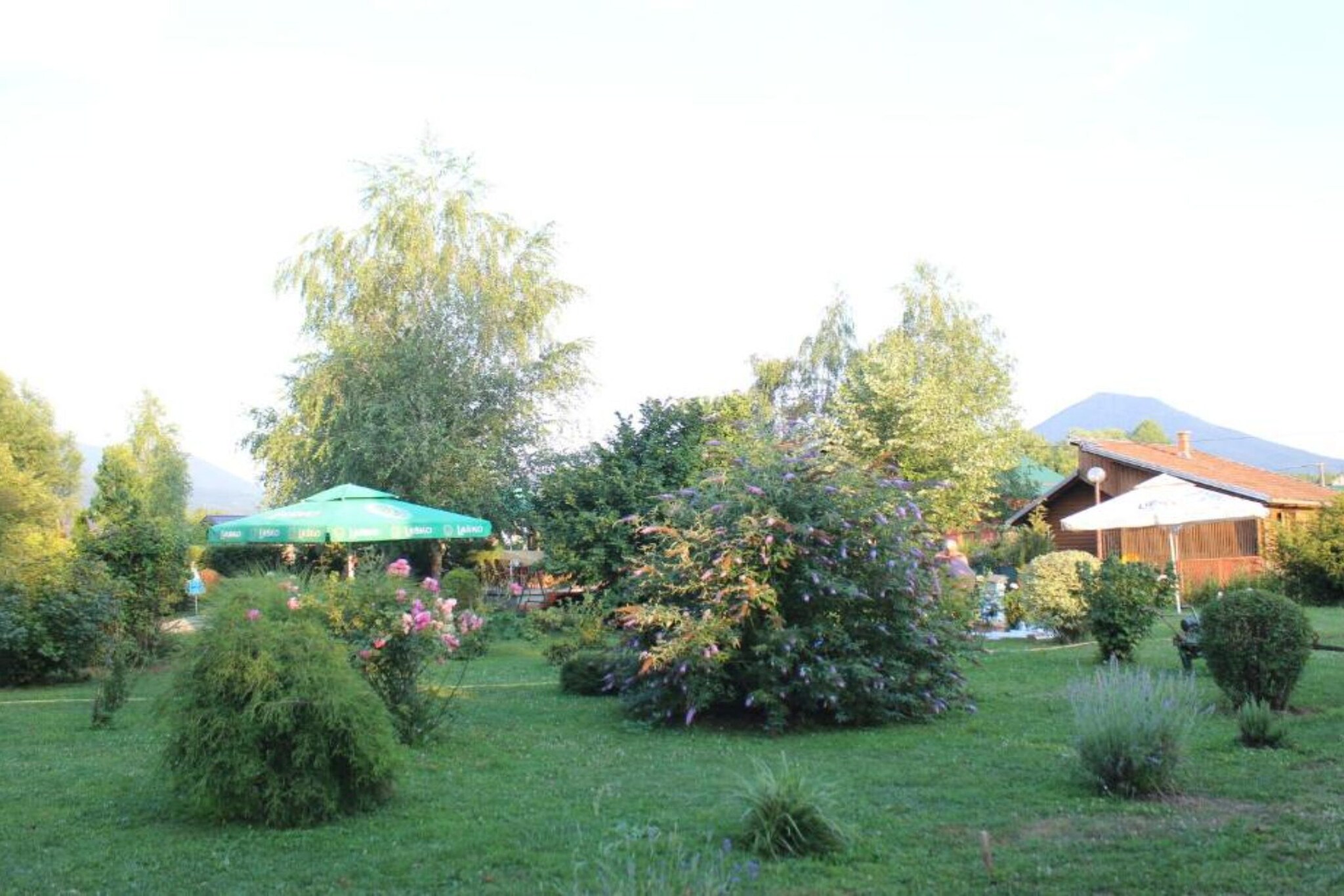 Four bedroom home with river view-Garten Sommer