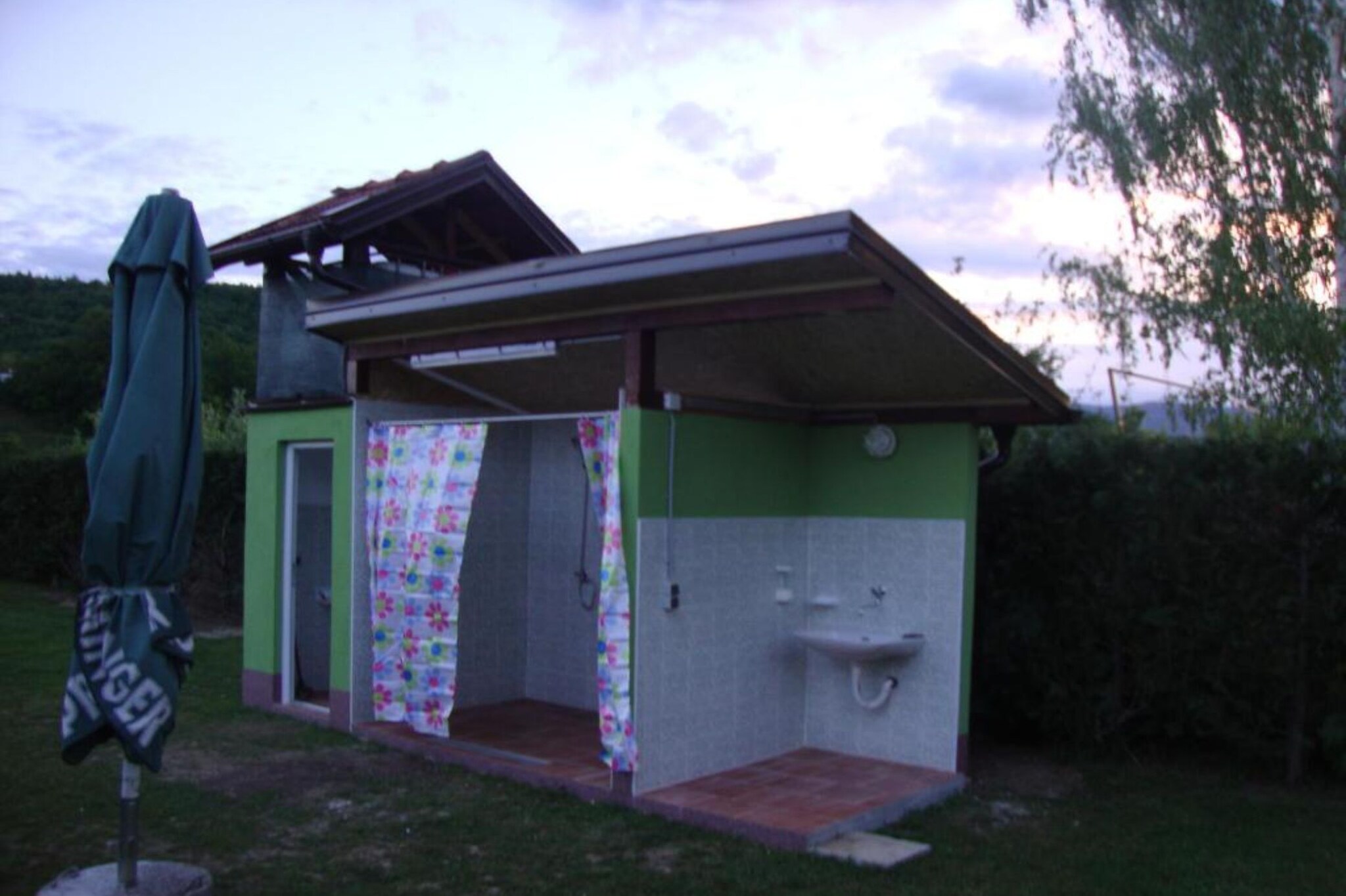 Four bedroom home with river view-Garten Sommer