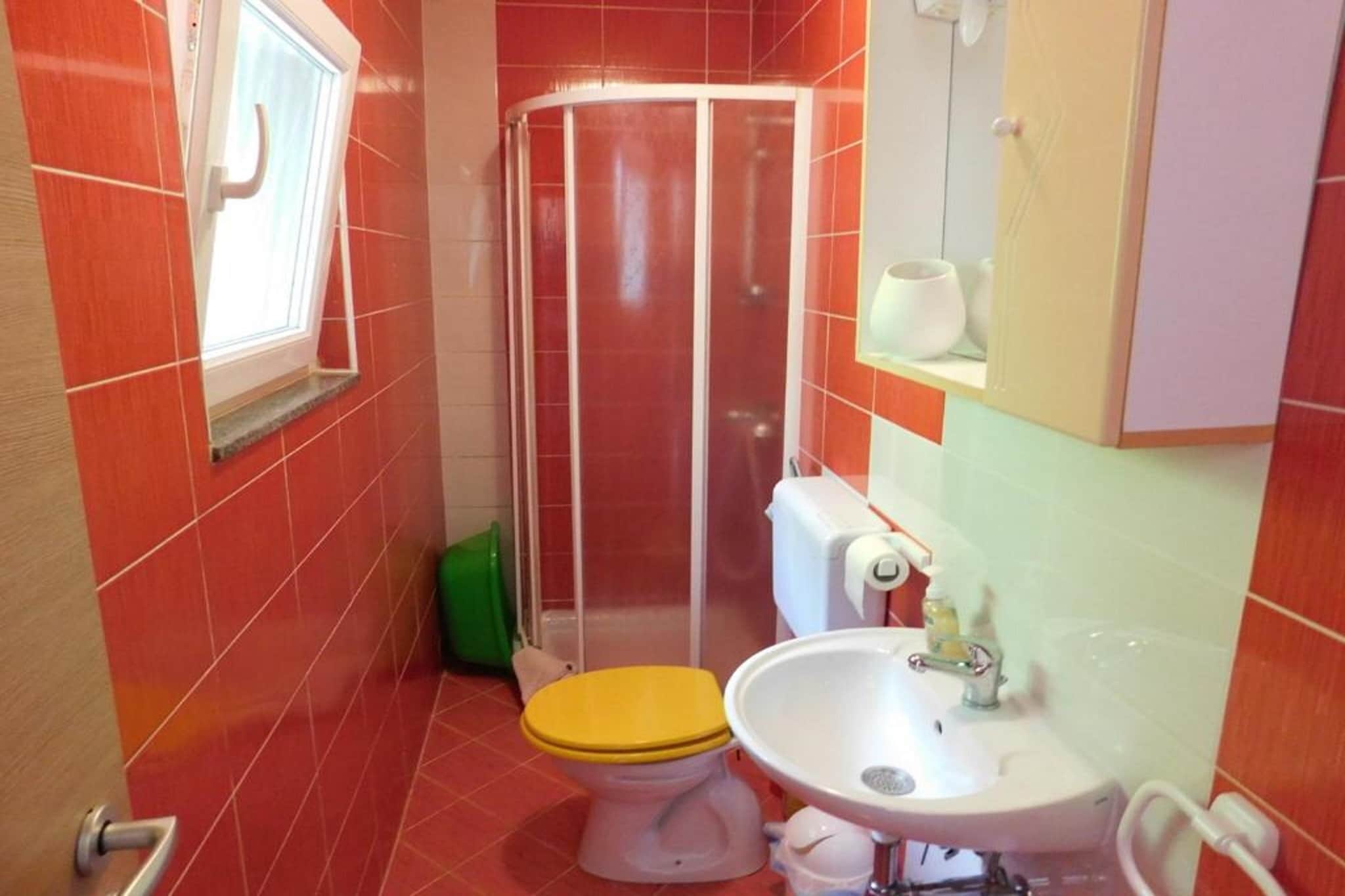 Charming Apartments Kestenovi Dvori - Studio Apartment (A6)-Bathroom