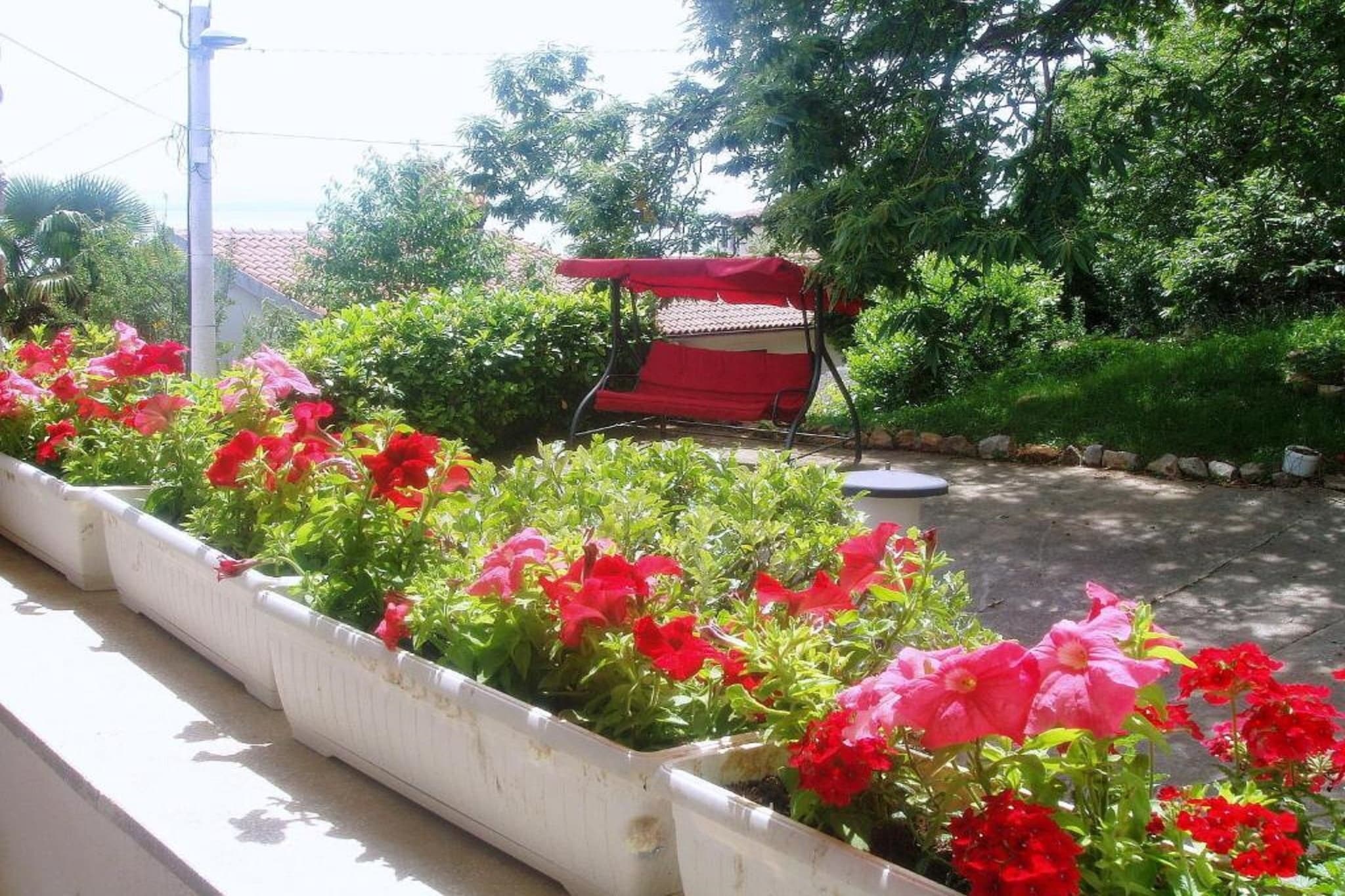 Charming Apartments Kestenovi Dvori - Studio Apartment (A6)-Gardens in summer