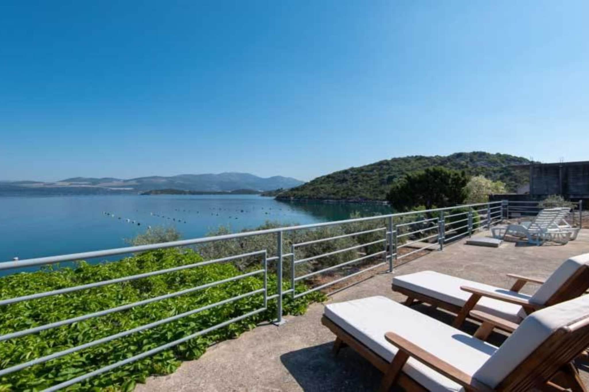 Spacious and Cozy Seafront Apartments - Two Bedroom Apartment  with Terrace and Sea View-Outdoor