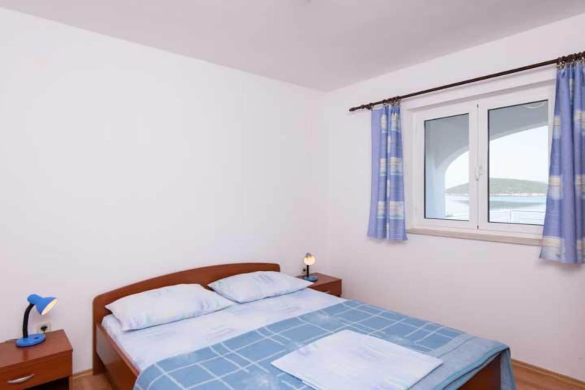 Spacious and Cozy Seafront Apartments - Two Bedroom Apartment  with Terrace and Sea View-Bedroom