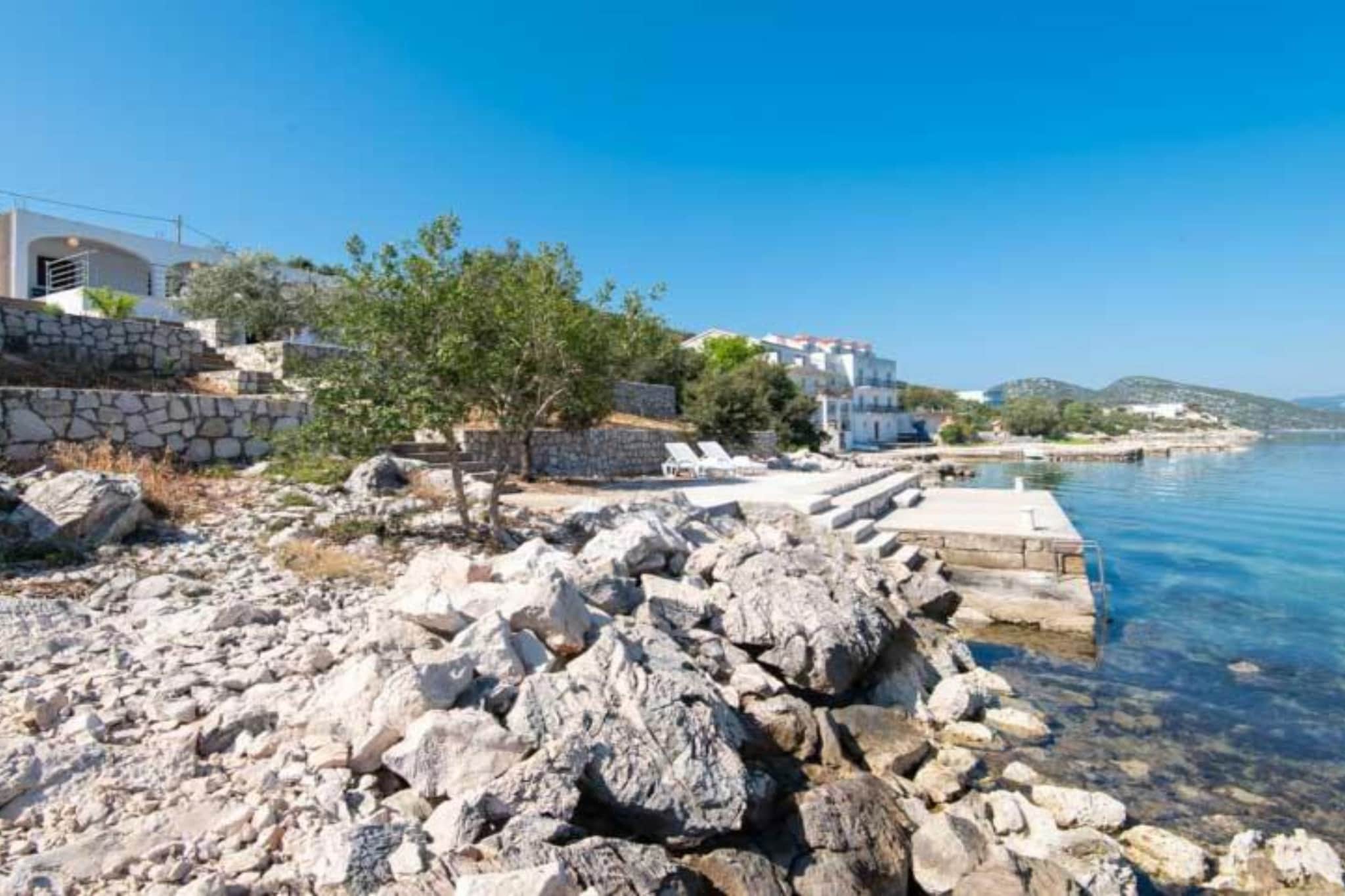 Spacious and Cozy Seafront Apartments - One Bedroom Apartment with Terrace and Sea View-Outdoor