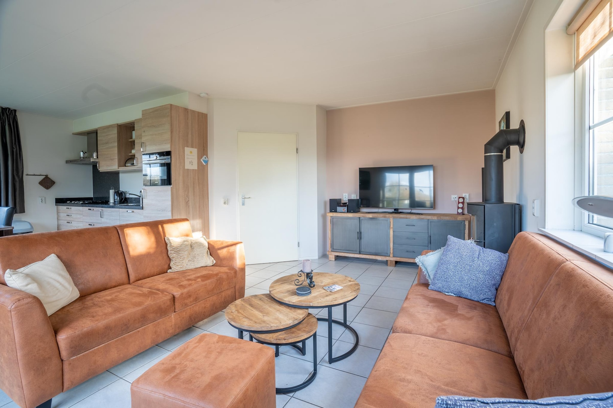 De Annabella 13- De Tjiftjaf-Woonkamer