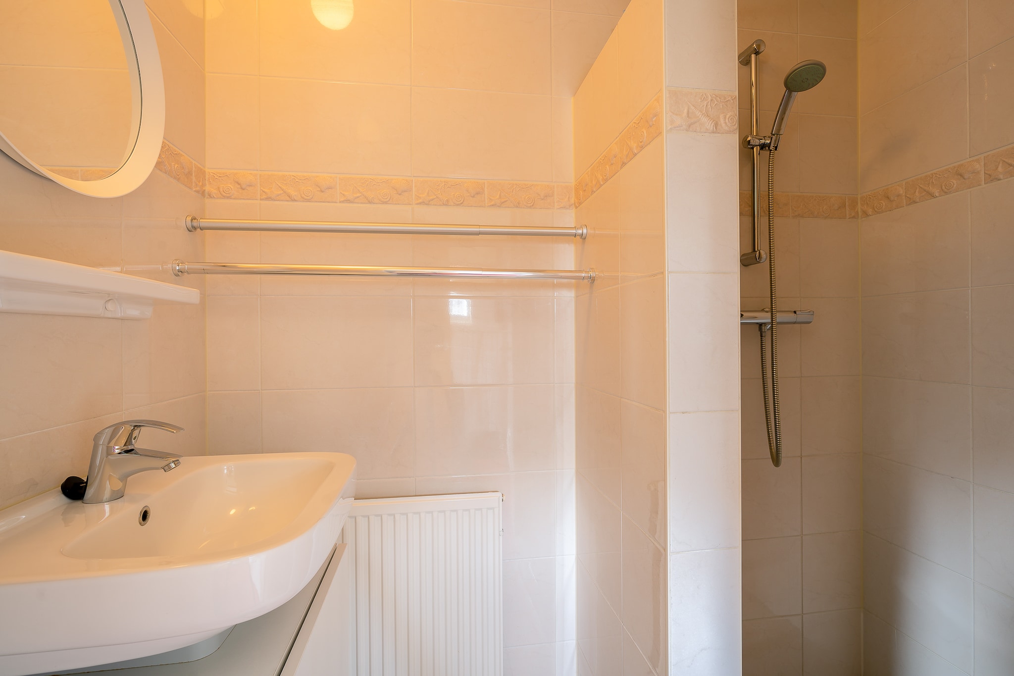 De Boet Waalenburg-Badkamer