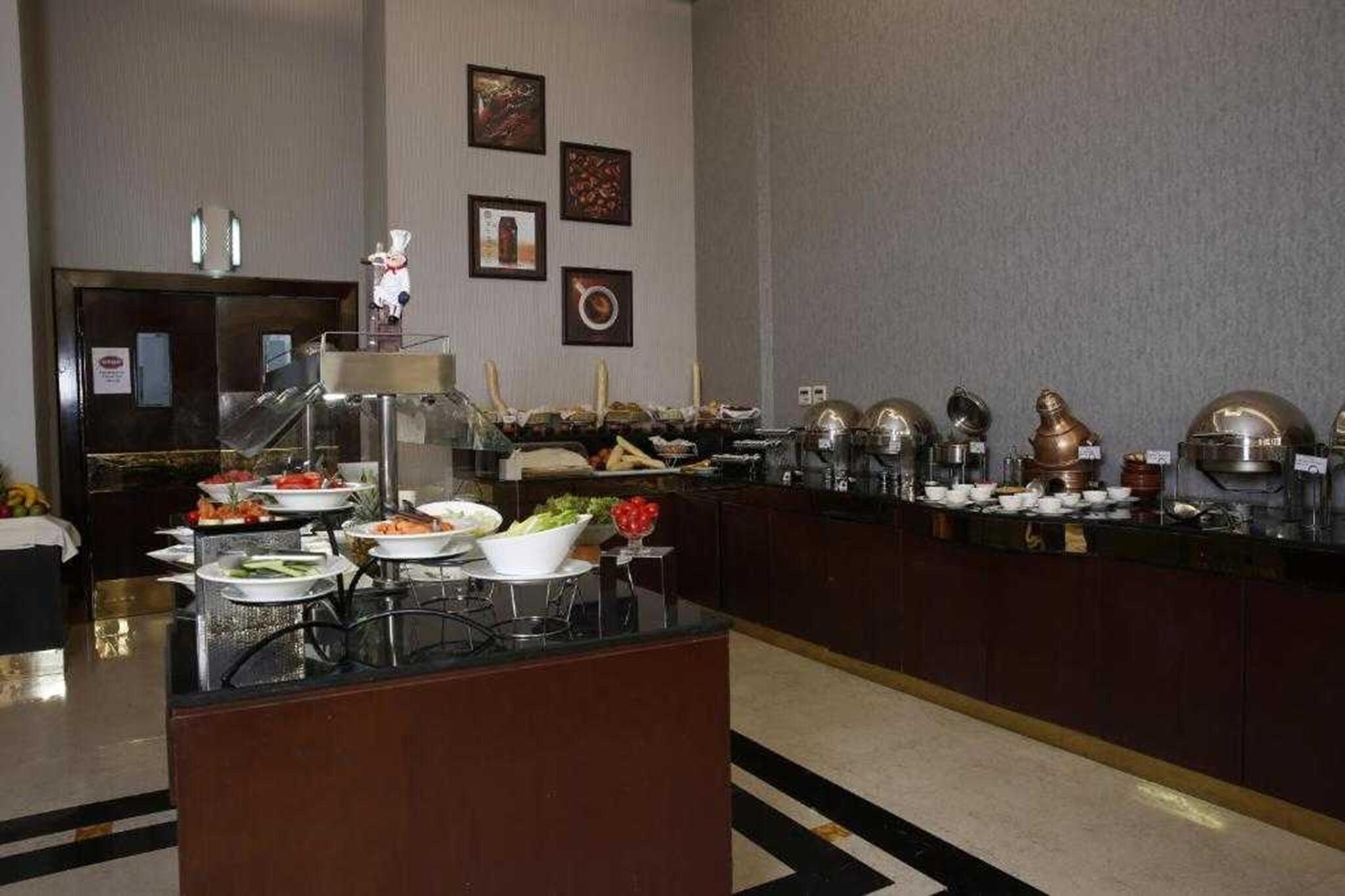 Spacious Family Stay | Sunday Qaser Al Hamra