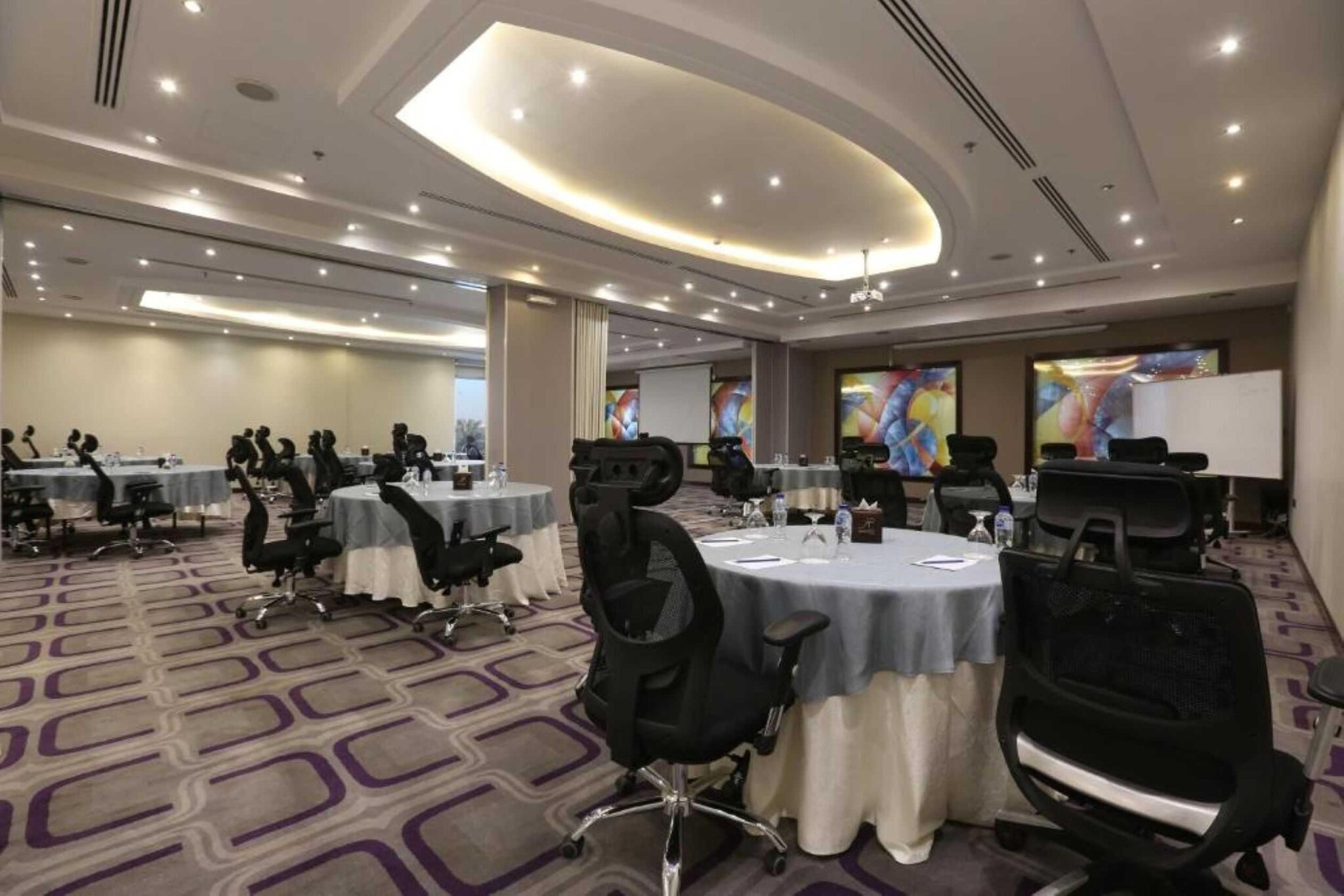 Exclusive Club Suite | Sunday Qaser Al Hamra