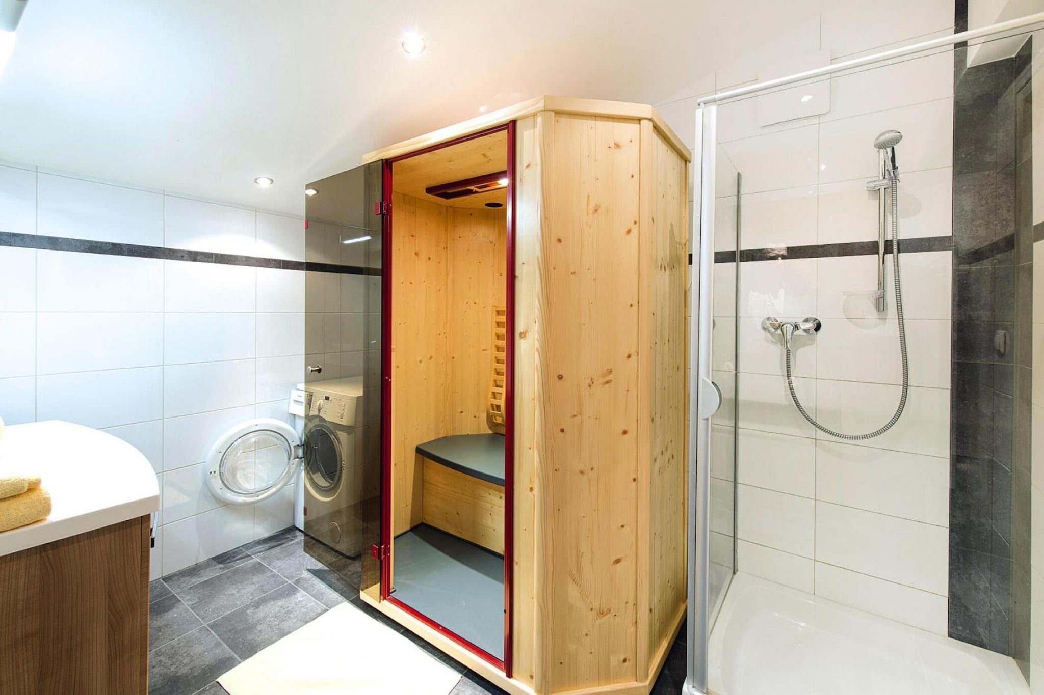 Vicky Apartment Top 8-Badkamer