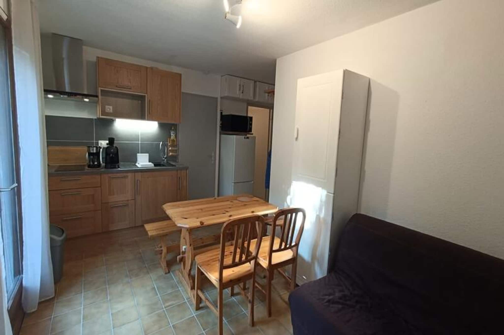 Apartment in Albiez-Montrond near Ski Slopes