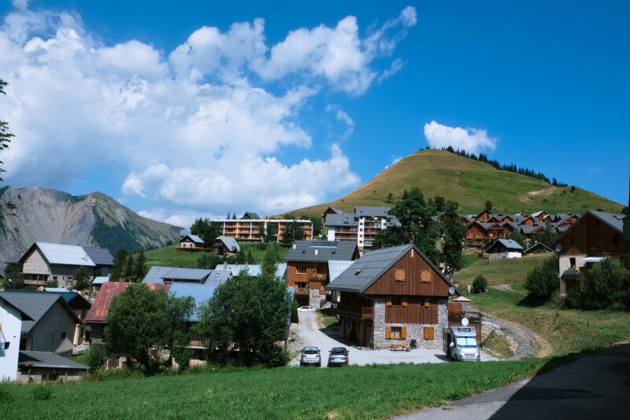 Apartment in French Alps near Ski Slopes