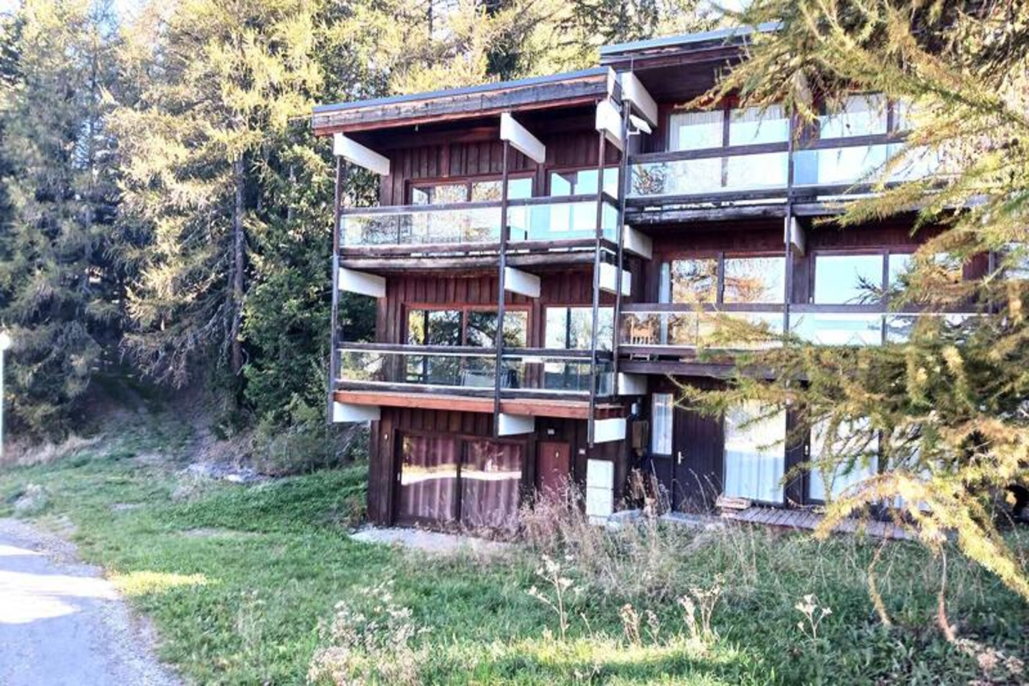 Very pleasant 2-room apartment in a quiet area 50 meters from the slopes