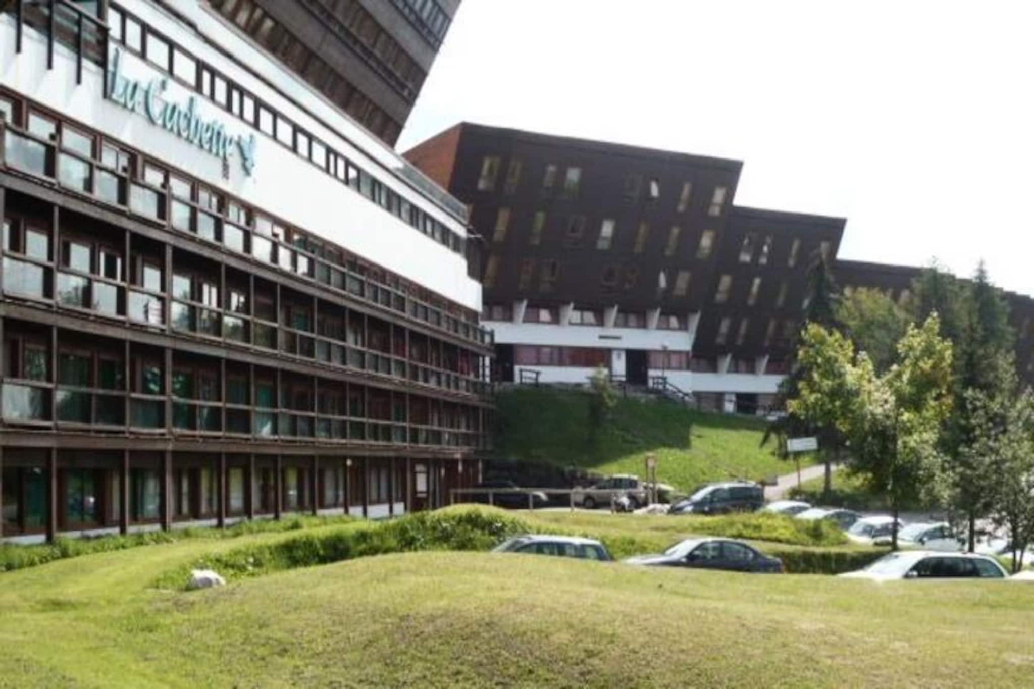 Résidence Pierre Blanche-Niet-getagd