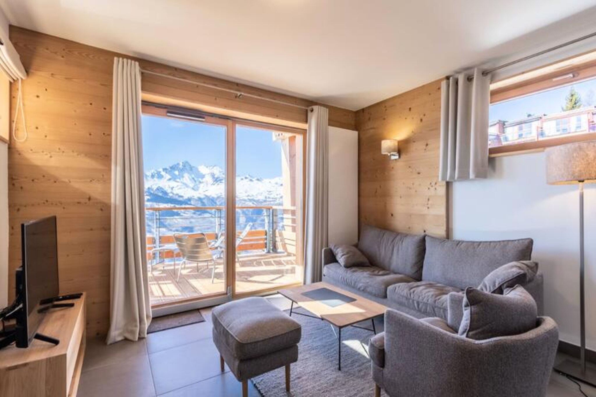 Apartment in Les Arcs with Spa & Ski Access