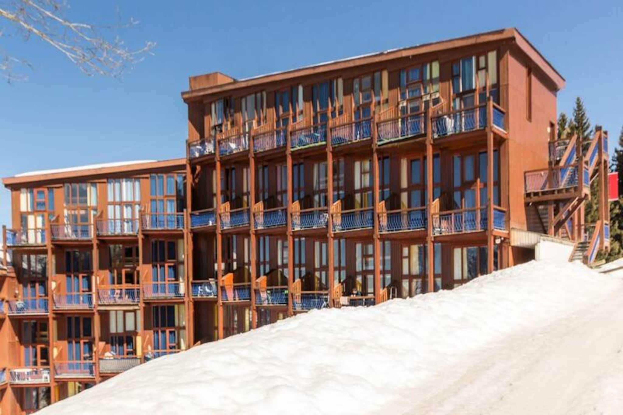 Duplex apartment · Close to the slopes · Balcony