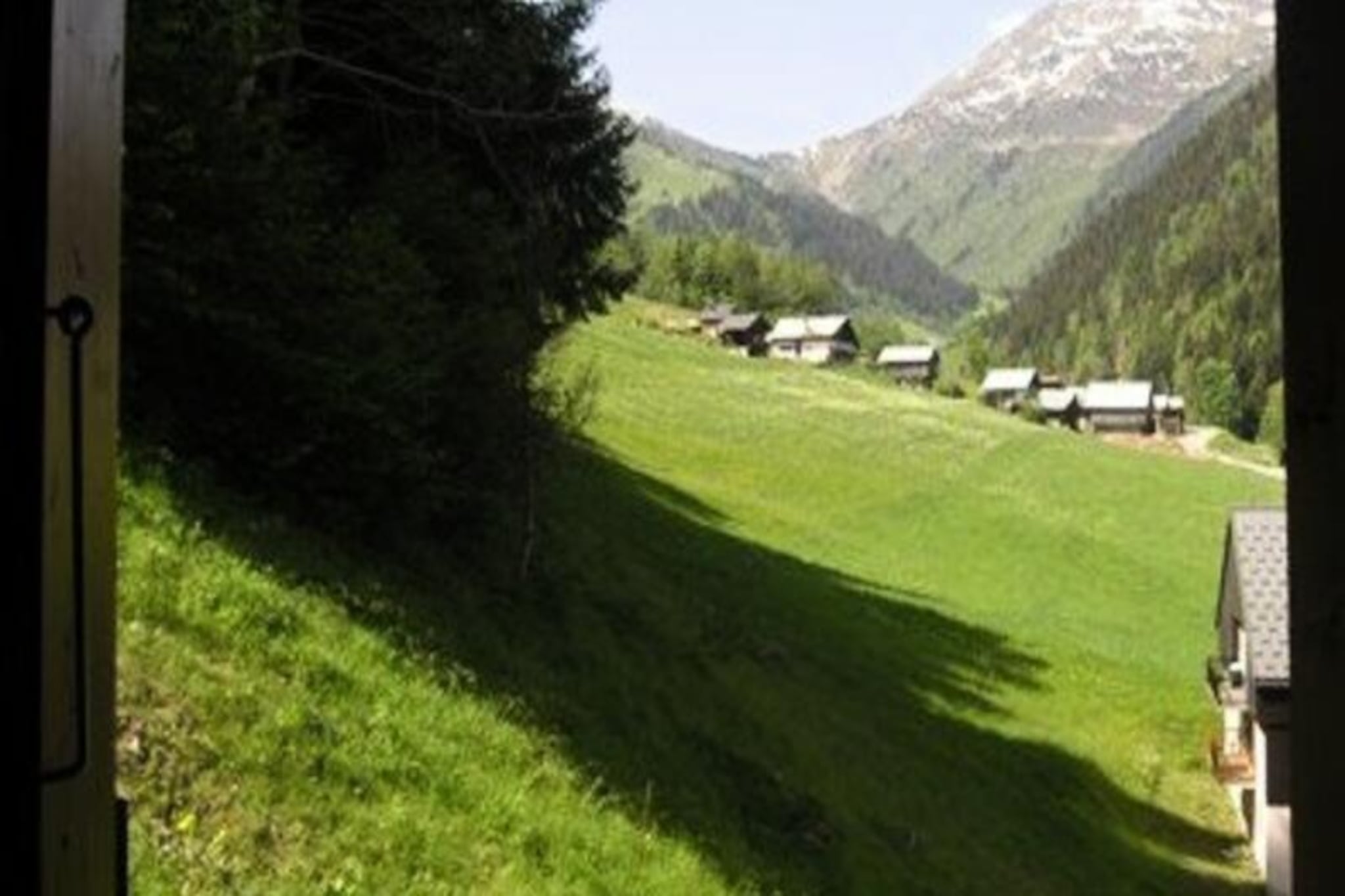 Apartment in Arêches-Beaufort Ski Access