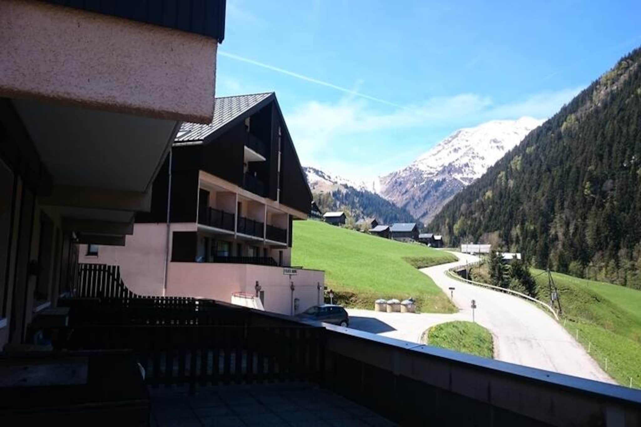 CHARMING APARTMENT FOR 2/4 PEOPLE, CLASS 2* FOR 4 PEOPLE