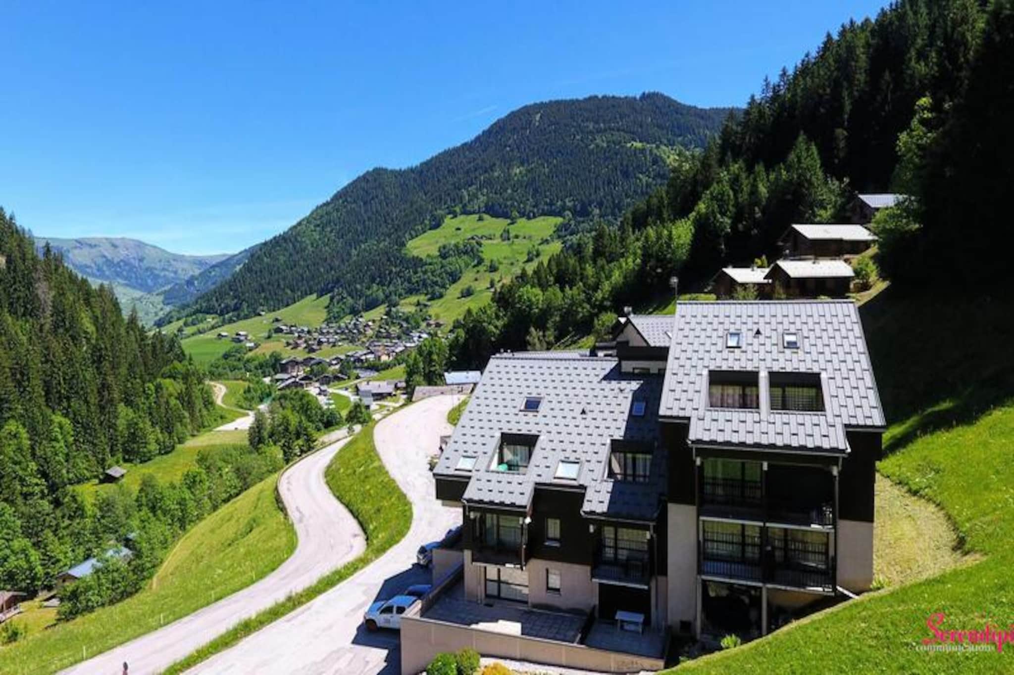 In the heart of the breathtaking Beaufortain region, this charming studio in Arêches-Beaufort offers a cozy alpine retreat for up to four guests. Surrounded by majestic peaks and pristine slopes, it’s a haven for nature lovers and winter sports enthusiasts alike. Imagine waking up to the crisp mountain air and stepping out onto your private balcony to take in the serene beauty of the French Alps. Whether you’re seeking adventure or tranquility, this location promises an unforgettable escape.
The 31m² studio is thoughtfully designed to maximize comfort and functionality. The bright living area features a double sofa bed and a fully equipped kitchenette, perfect for preparing hearty meals after a day on the slopes. A separate sleeping area with another double sofa bed ensures restful nights for all. The apartment also includes a modern bathroom and a separate toilet, offering convenience and privacy. Located on the third floor of a charming residence with just 30 apartments, the studio exudes a warm and welcoming ambiance.
Situated just 600 meters from the Grand Mont ski lifts and 200 meters from the slopes, this property is ideal for good to intermediate skiers. A free ski shuttle at the foot of the residence makes getting around effortless, while ample parking ensures convenience for those arriving by car. The picturesque village of Arêches is only a 10-minute walk away, offering a delightful mix of traditional charm and modern amenities.
Whether you’re here to carve through powdery snow in winter or explore lush hiking trails in summer, this studio is your gateway to the best of the Savoie Mont Blanc region. With its unbeatable location and cozy comforts, it’s the perfect choice for your next alpine adventure.