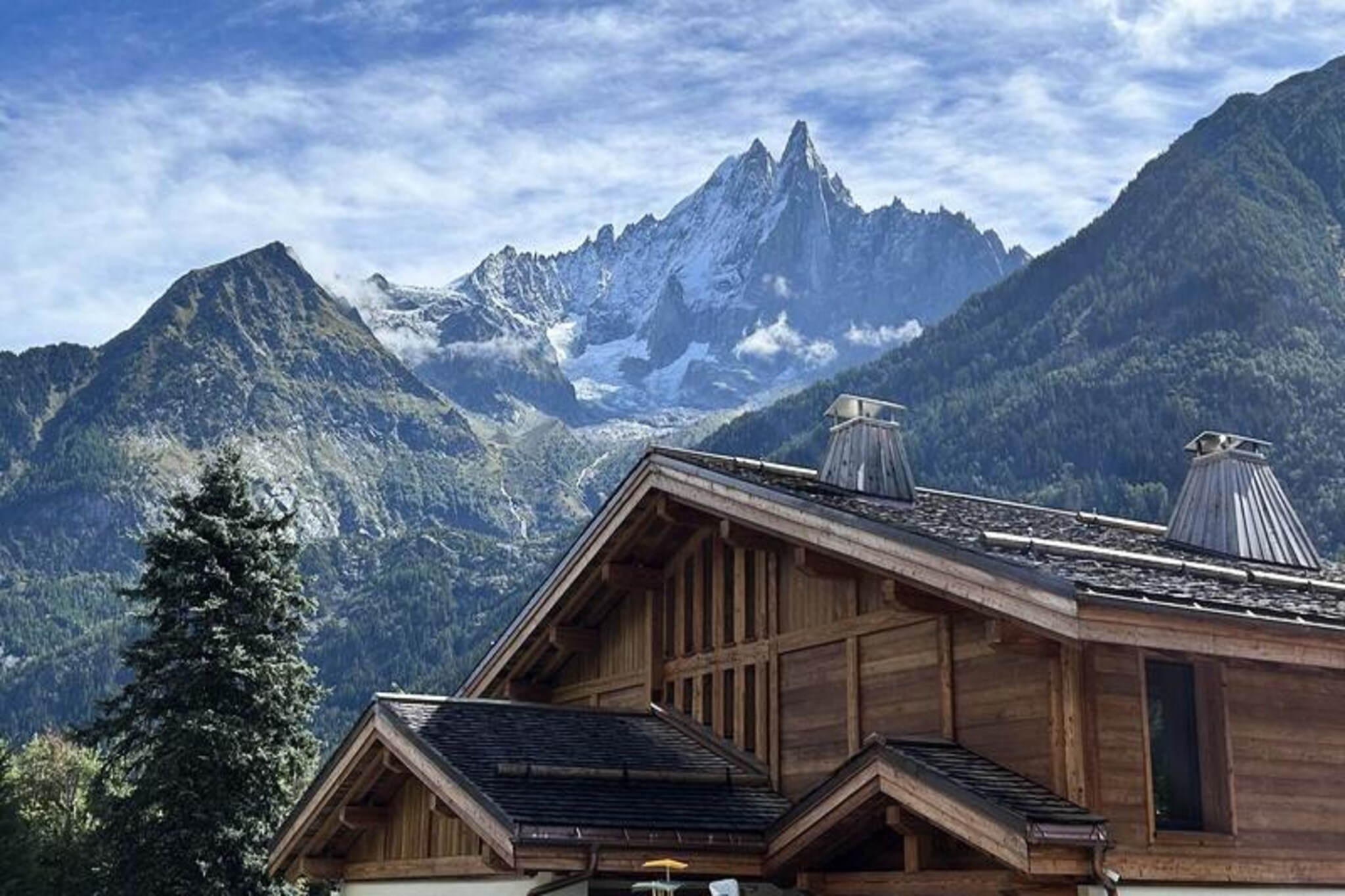 Chalet in Les Praz with Mont Blanc Views