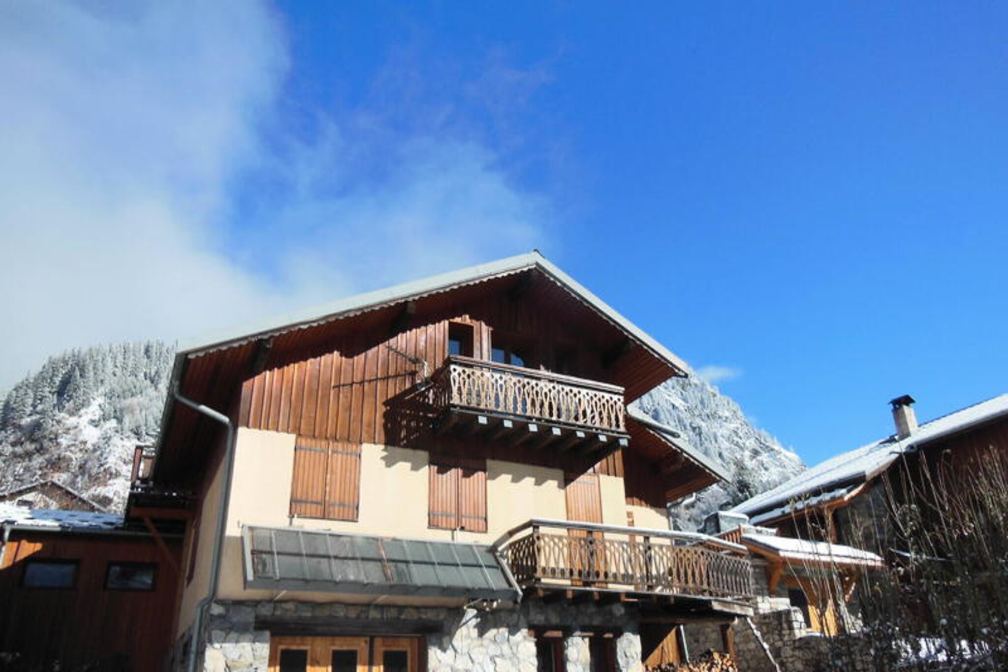 Apartment in Courchevel with Mountain Views