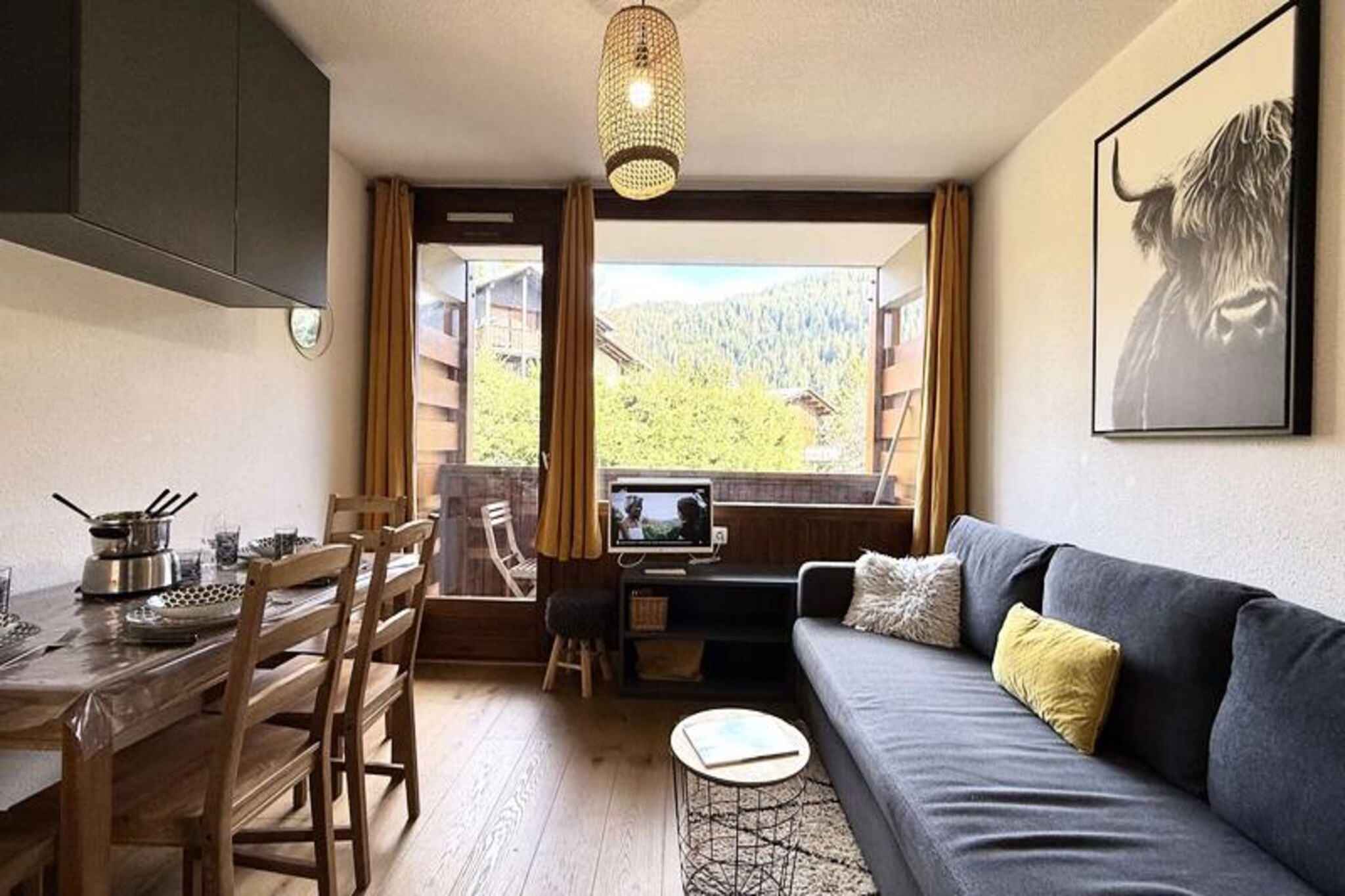 Apartment near Le Cernix Ski Slopes