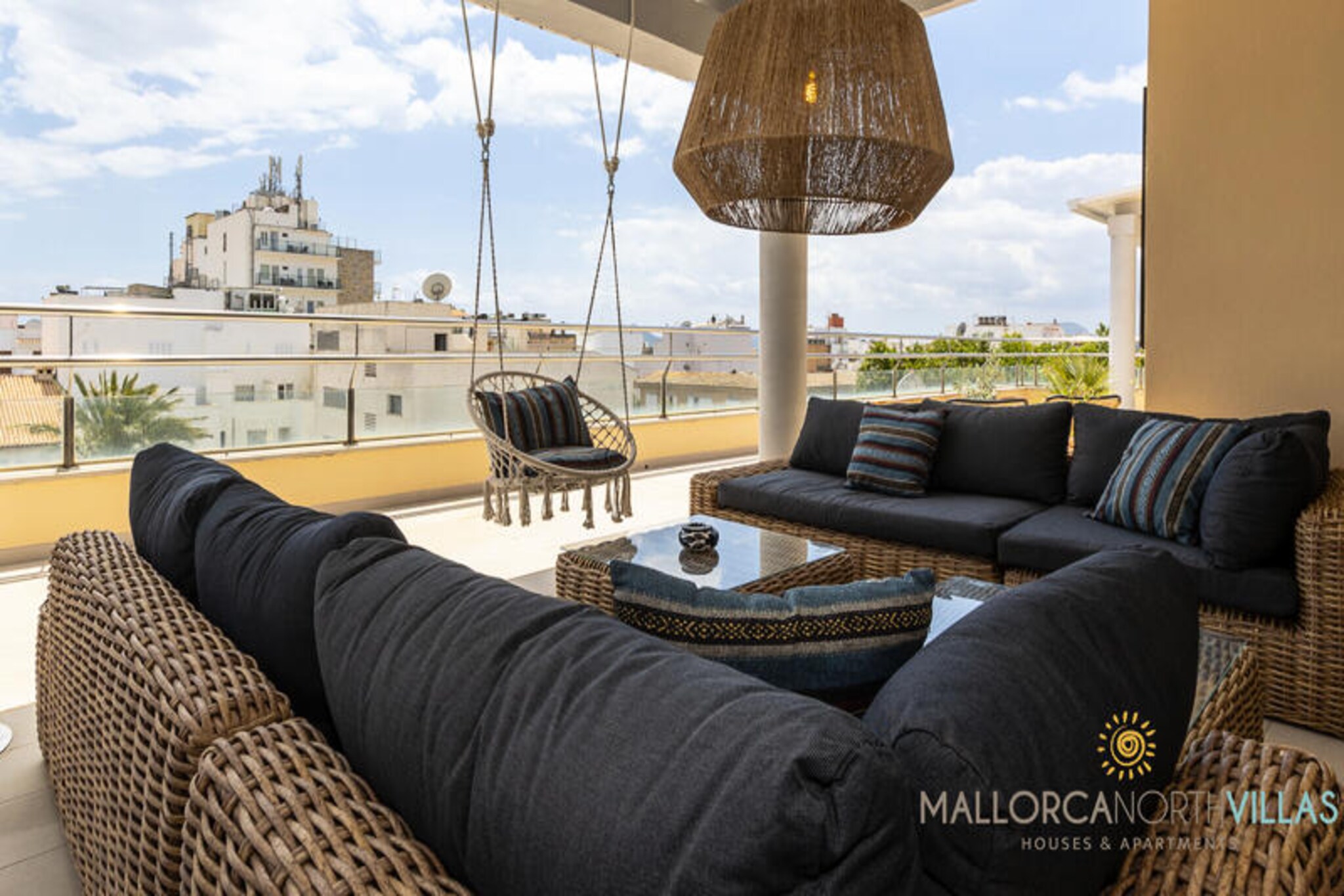 Apartment in Puerto de Pollensa with Pool