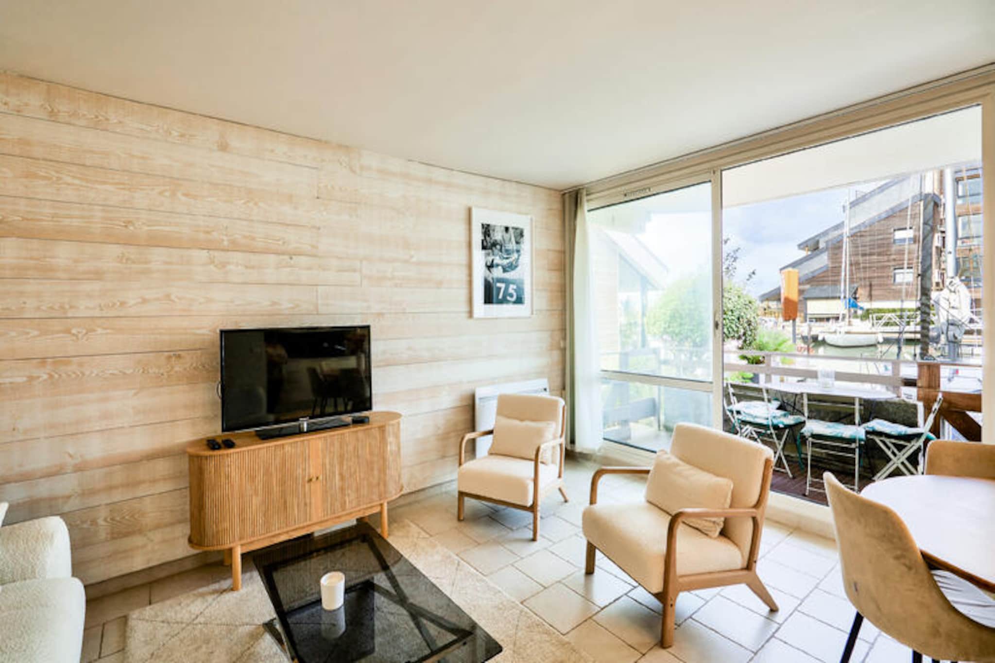 Apartment in Deauville near the Beach