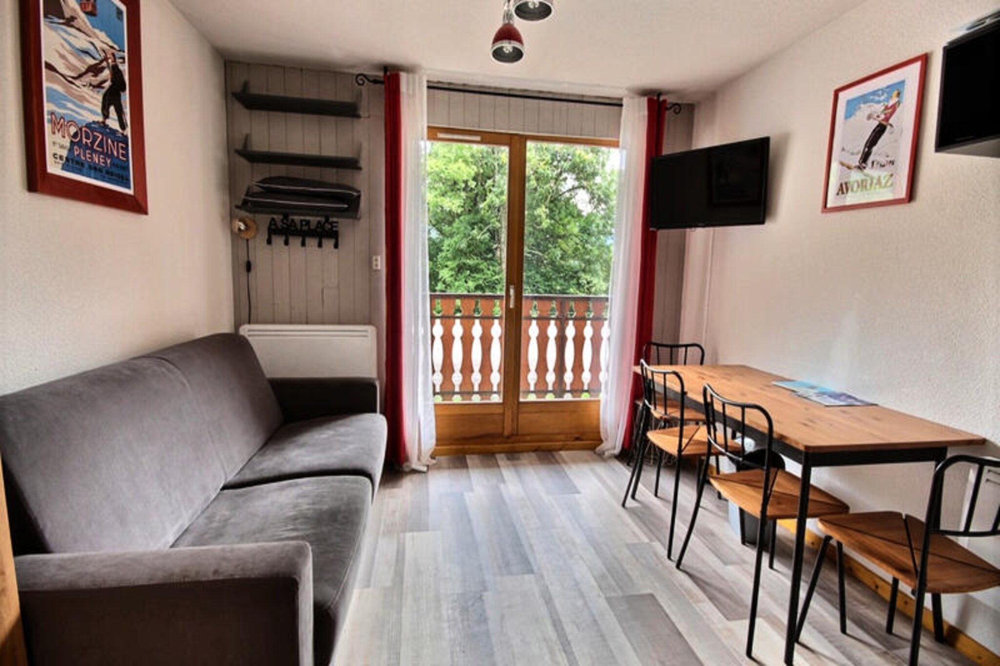 Apartment in St Jean d'Aulps near Ski Lifts