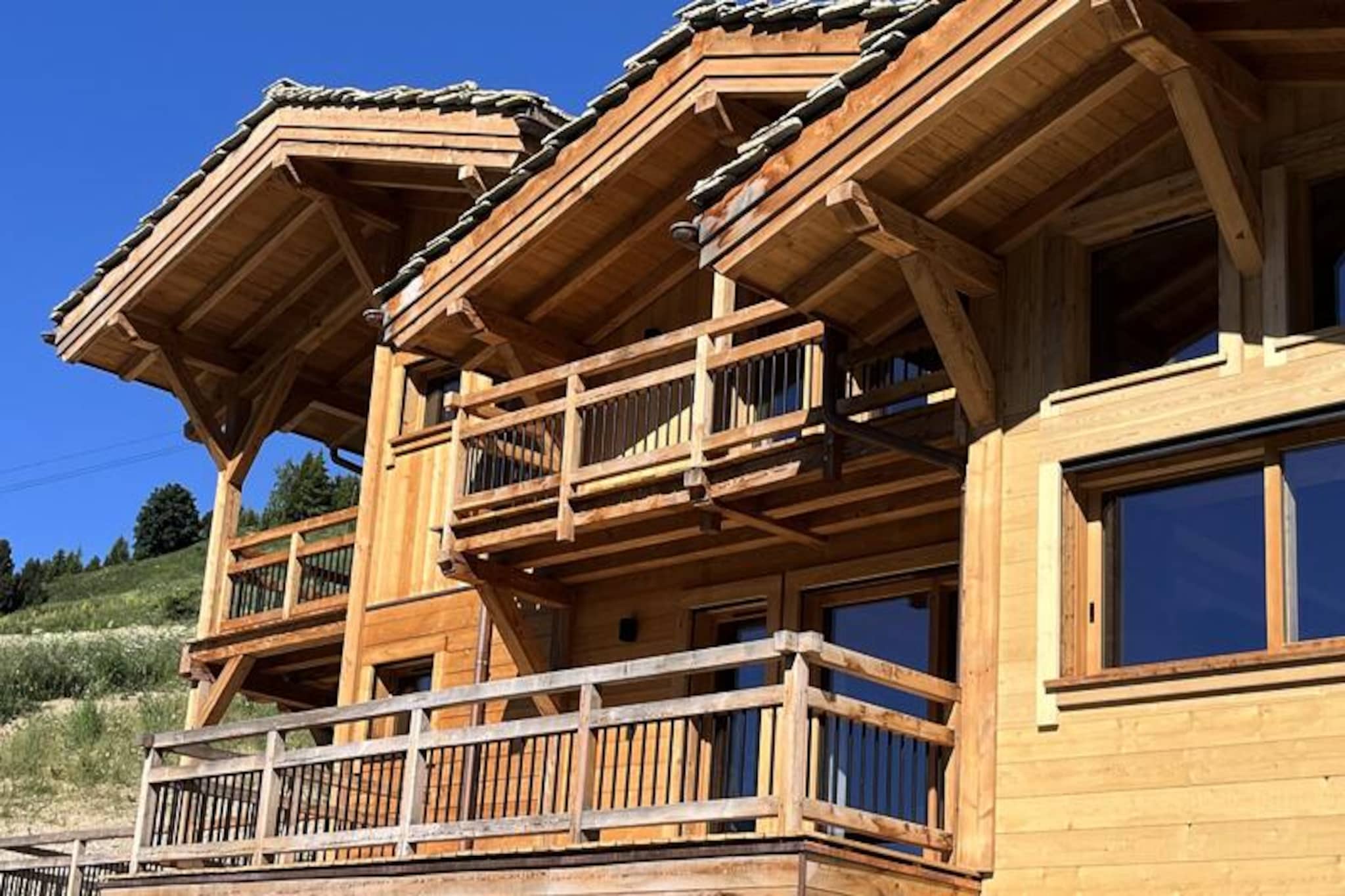 Apartment in French Alps with Sauna & Pool
