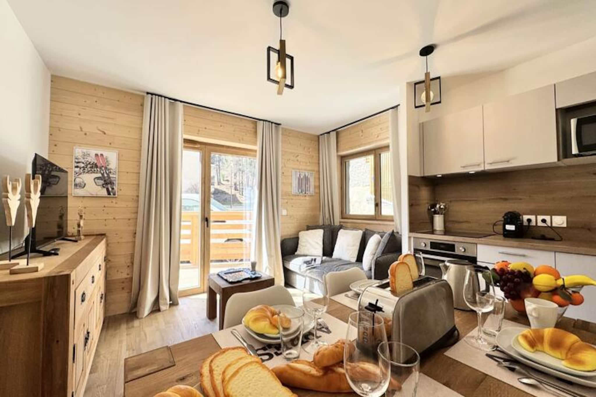 T3 NEW RESIDENCE, VARS CENTER, 150m FROM THE SLOPES