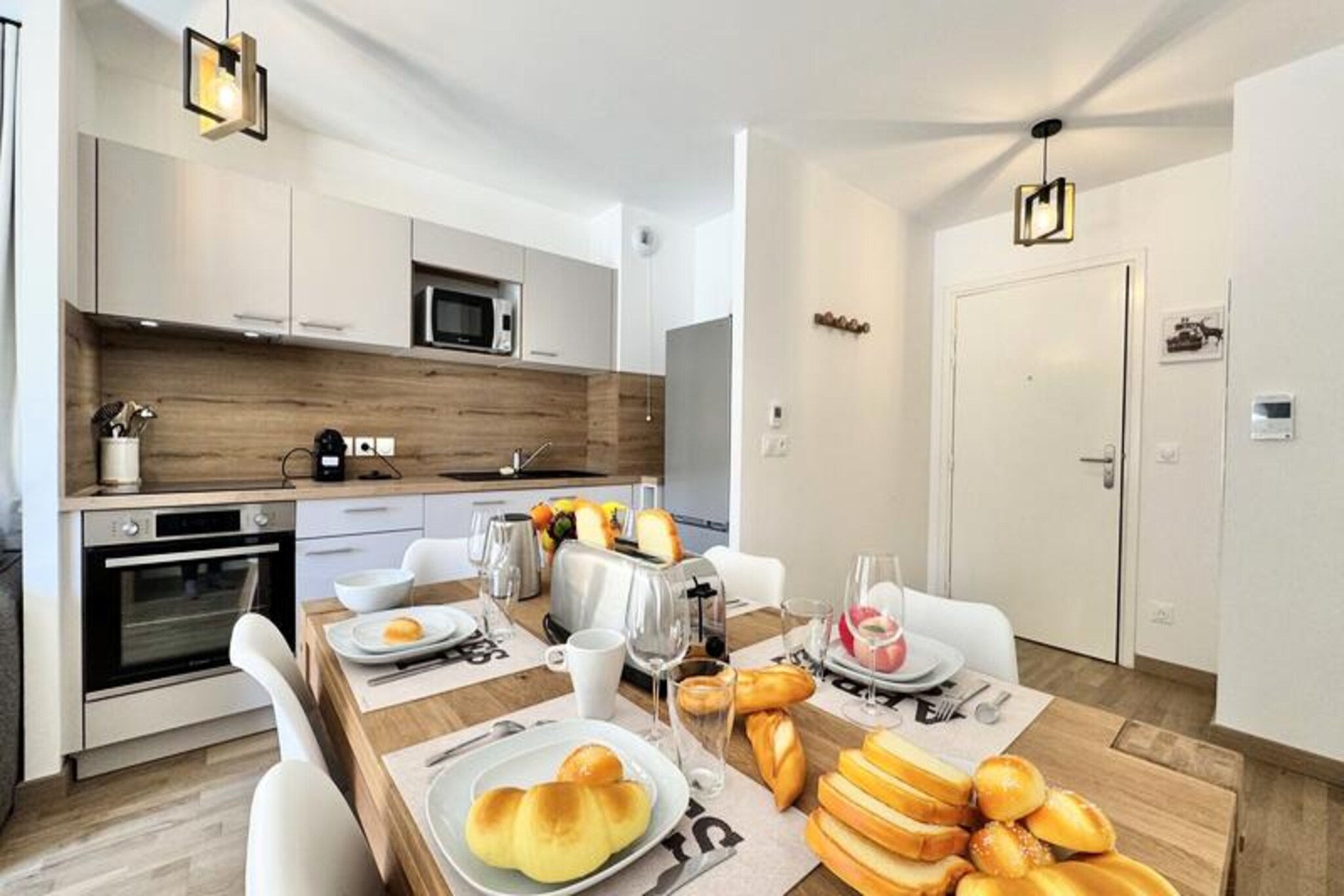 T3 NEW RESIDENCE, VARS CENTER, 150m FROM THE SLOPES