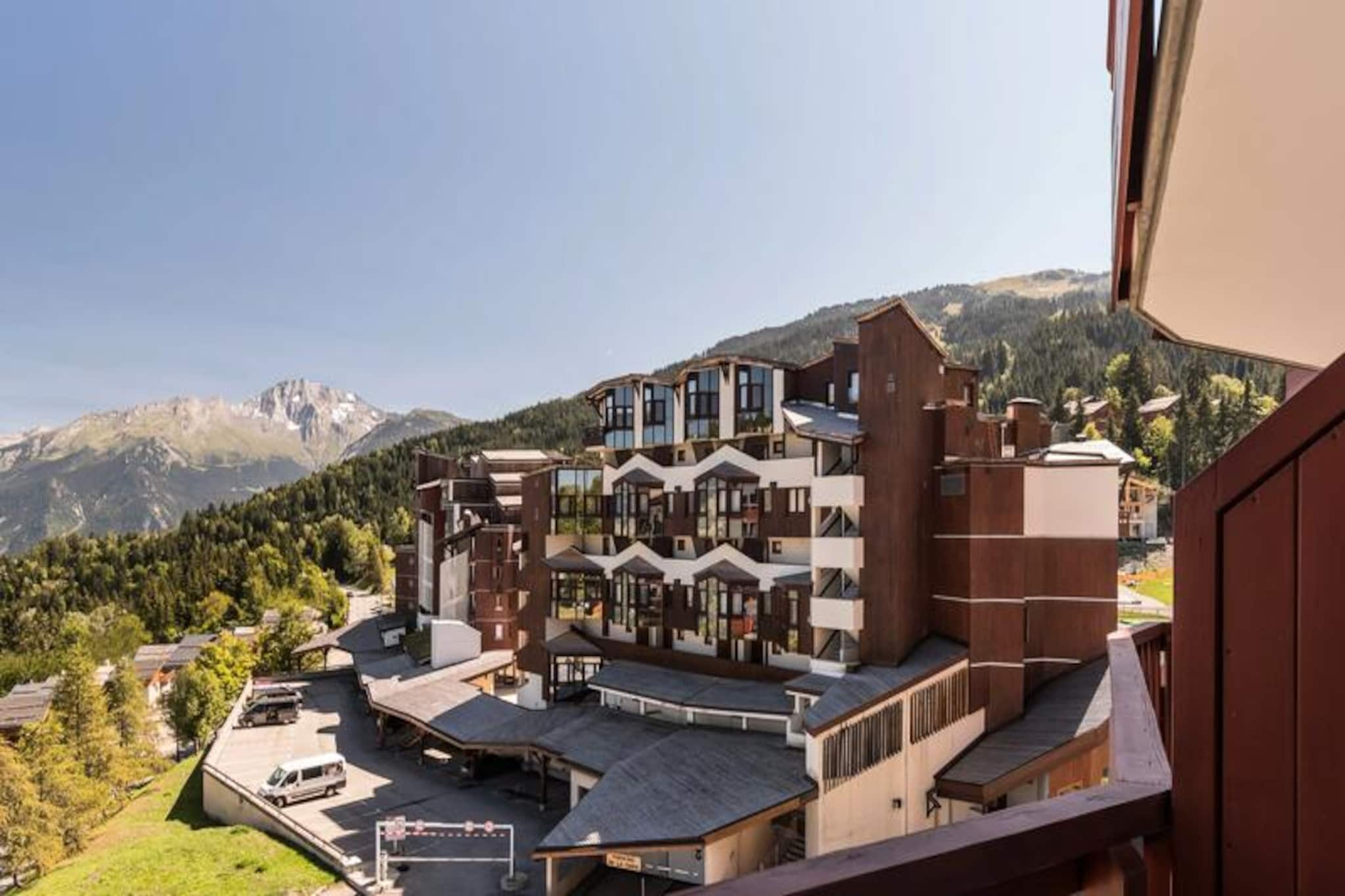 Apartment in La Tania near Ski Slopes