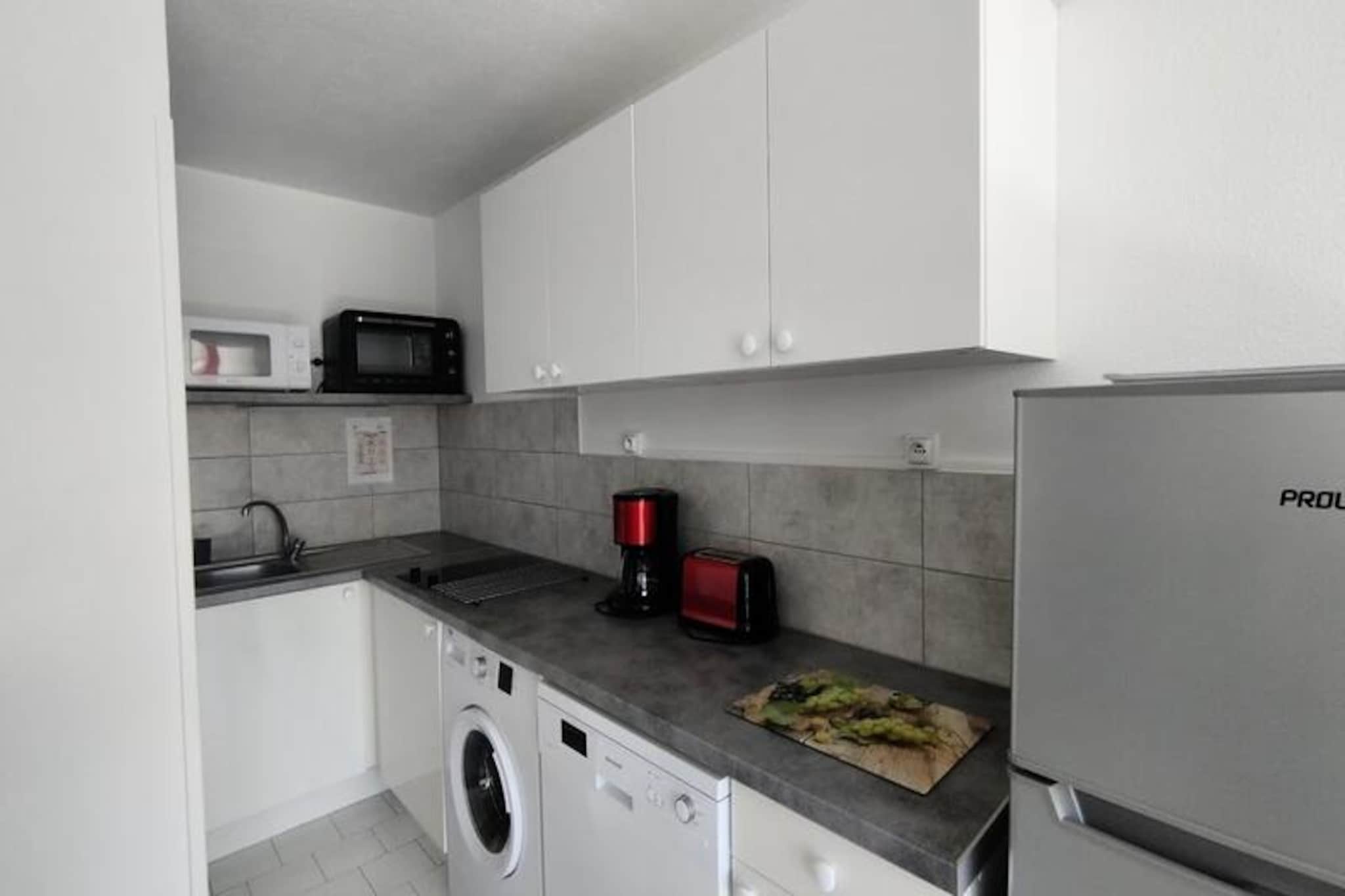Apartment in Frontignan near the Beach
