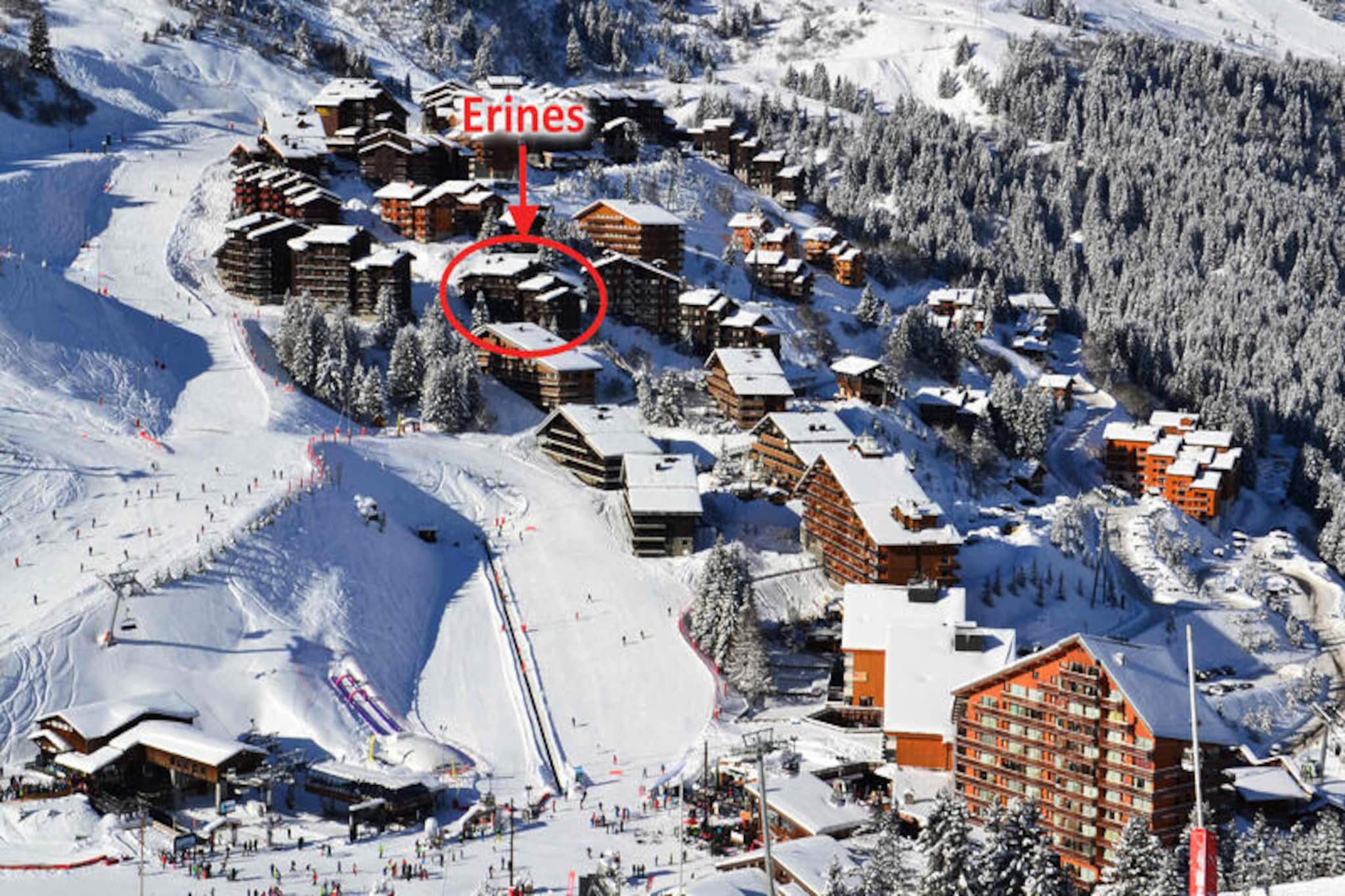 Apartment in Mottaret with Ski Access
