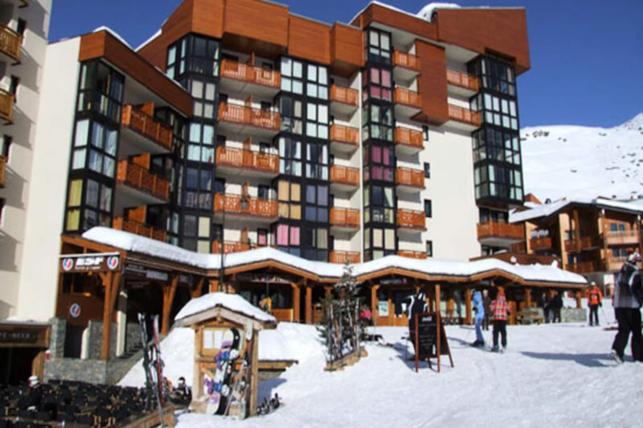 ESKIVAL APARTMENT 35MÂ² 4 PEOPLE RESORT CENTER DIRECT ACCESS TO THE SLOPES