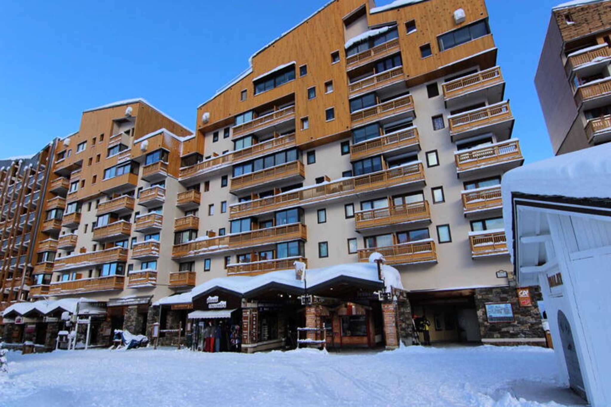 VAL THORENS STUDIO FOR 2 PEOPLE AT THE FOOT OF THE SLOPES AND IN THE HEART OF THE RESORT