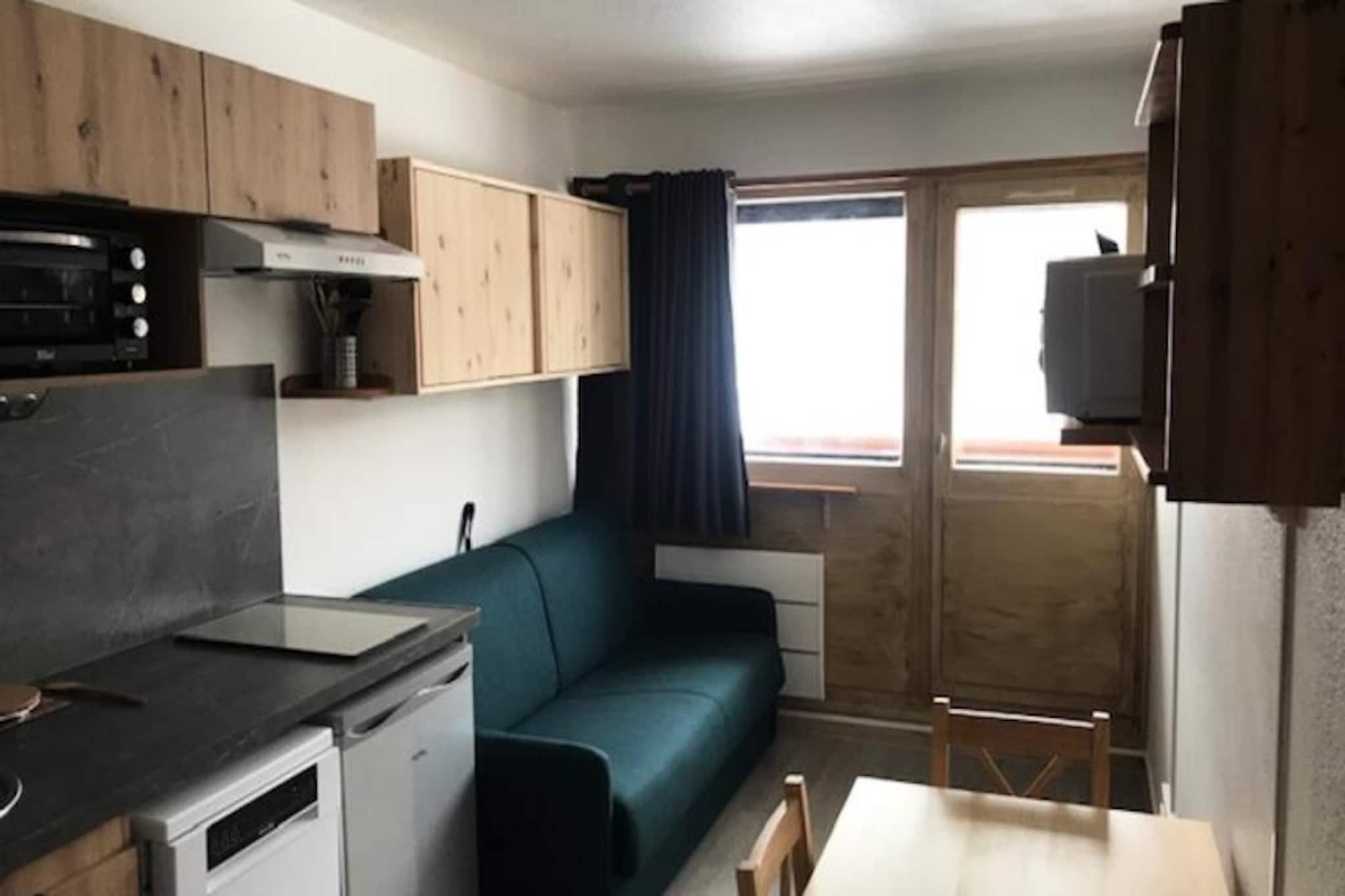 VAL THORENS STUDIO FOR 2 PEOPLE AT THE FOOT OF THE SLOPES AND IN THE HEART OF THE RESORT
