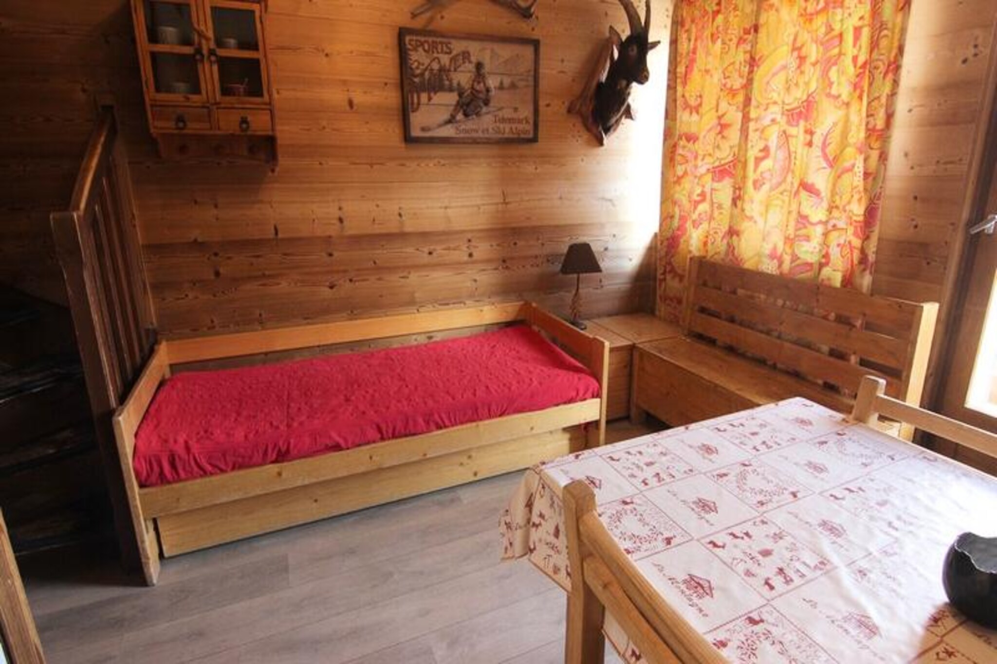 WHITE QUEEN - SPACIOUS APARTMENT APPRECIATED BY VACATIONERS