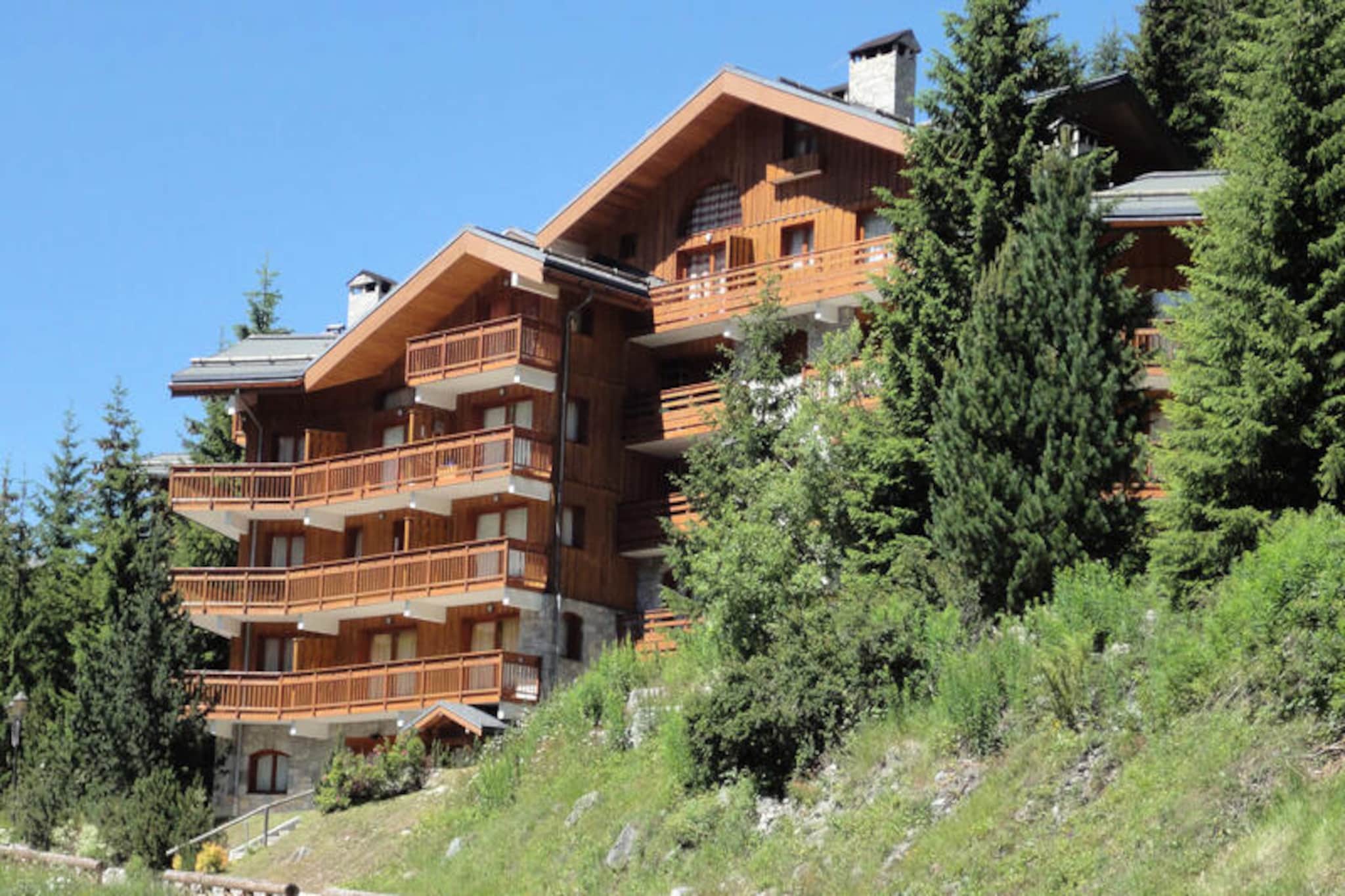 Apartment near slopes in Méribel