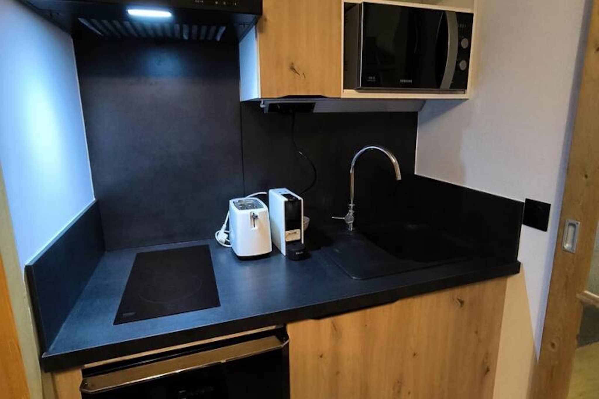 2 ROOMS 30MÂ² FOR 4 PEOPLE SOUTH FACING WITH BALCONY