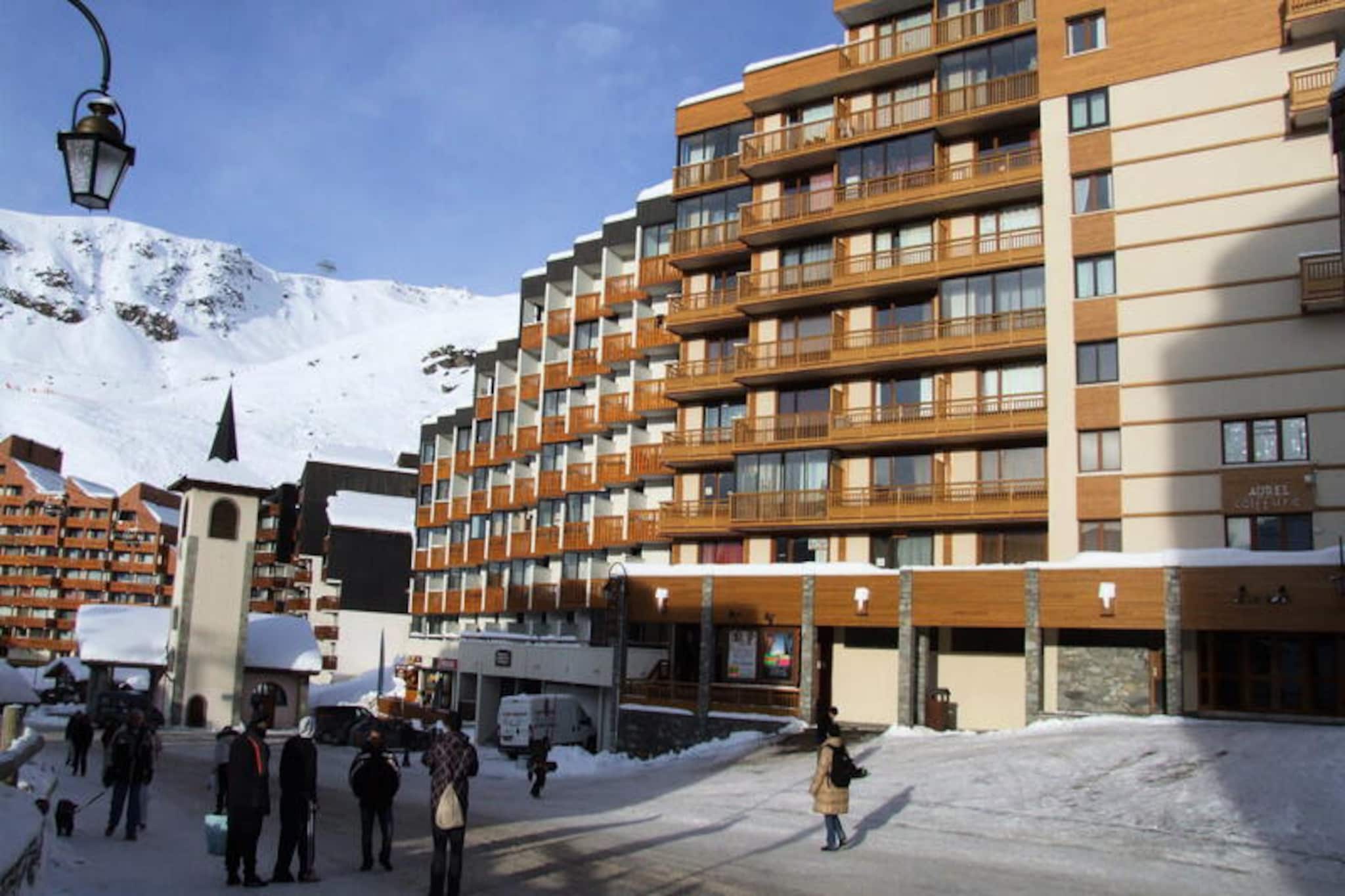 Apartment in Péclet near Ski Slopes