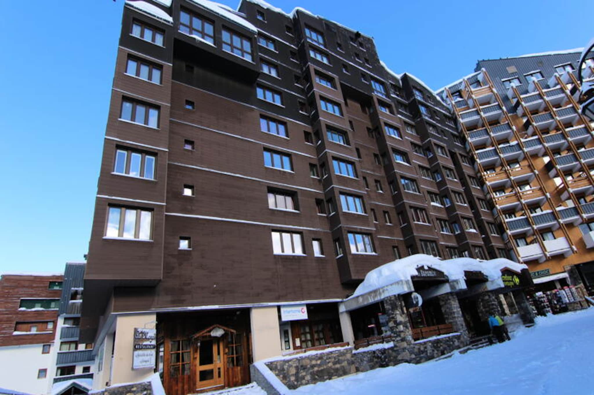 Apartment in Caron near Ski Slopes