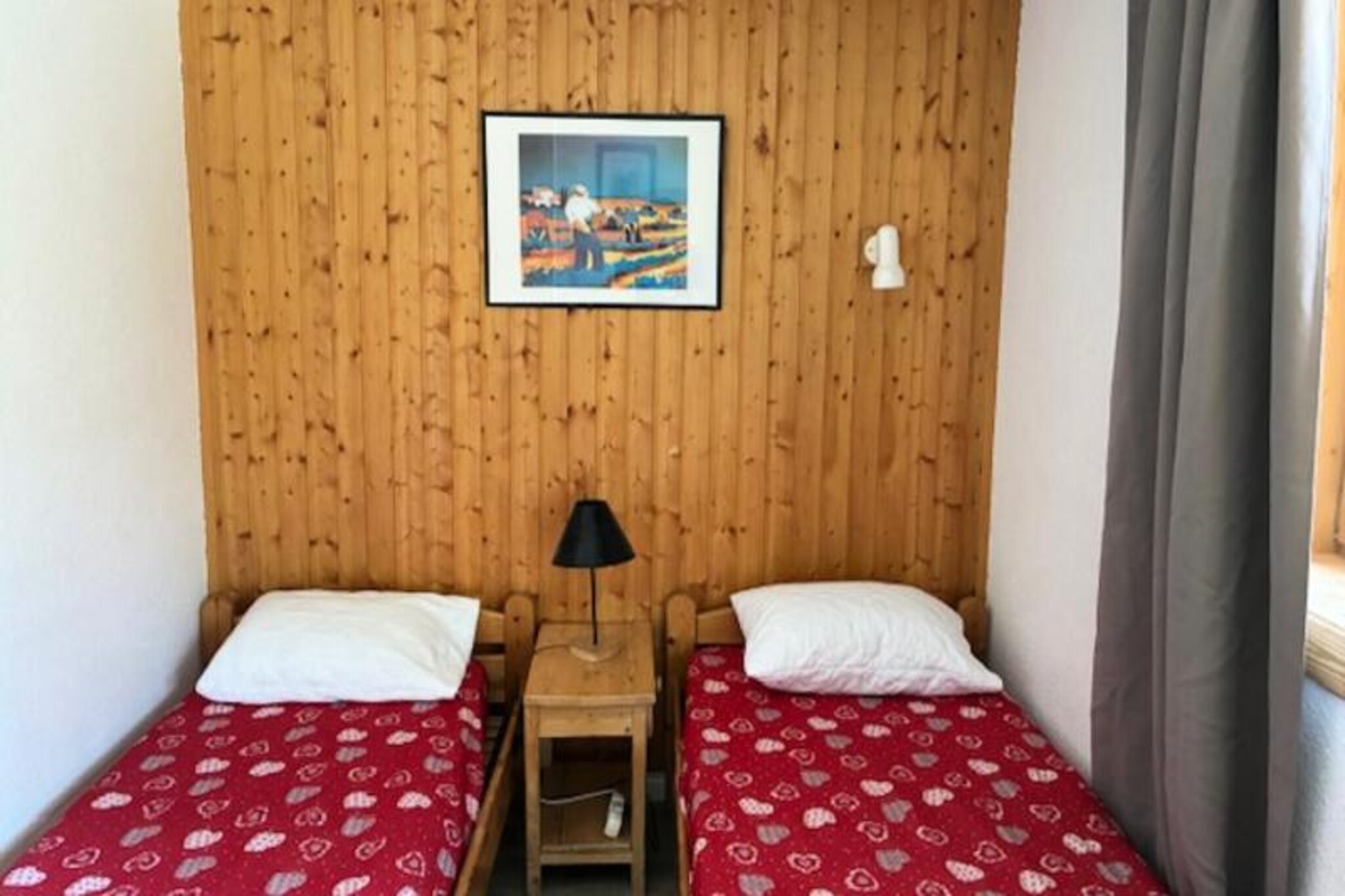 Apartment in Caron near Ski Slopes